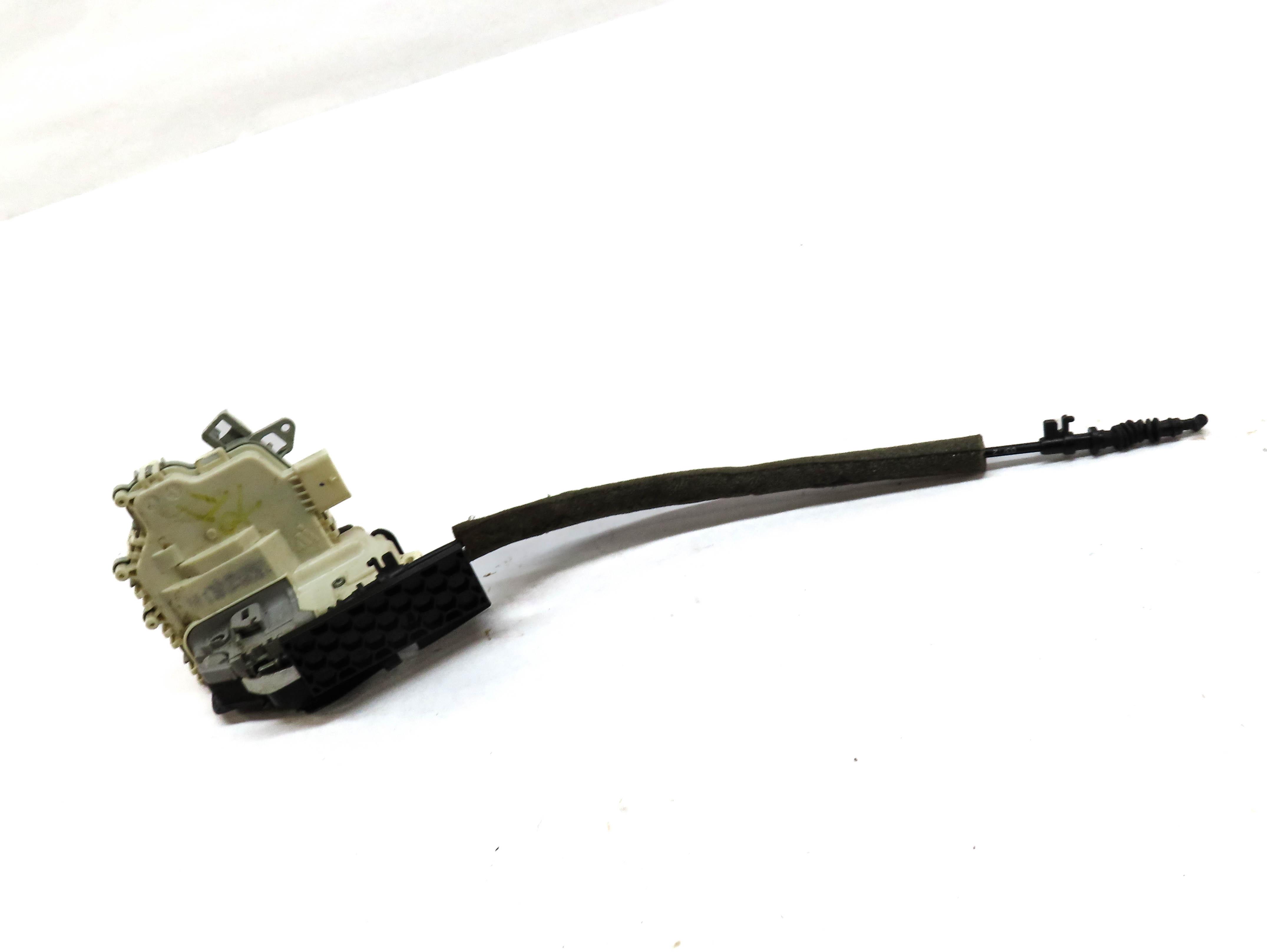 2010-2019 AUDI / PORSCHE A4 S4 A5 S5 A6 Q3 Q5 Q7 TT 911 - RIGHT FRONT DOOR LATCH — exact item pictured