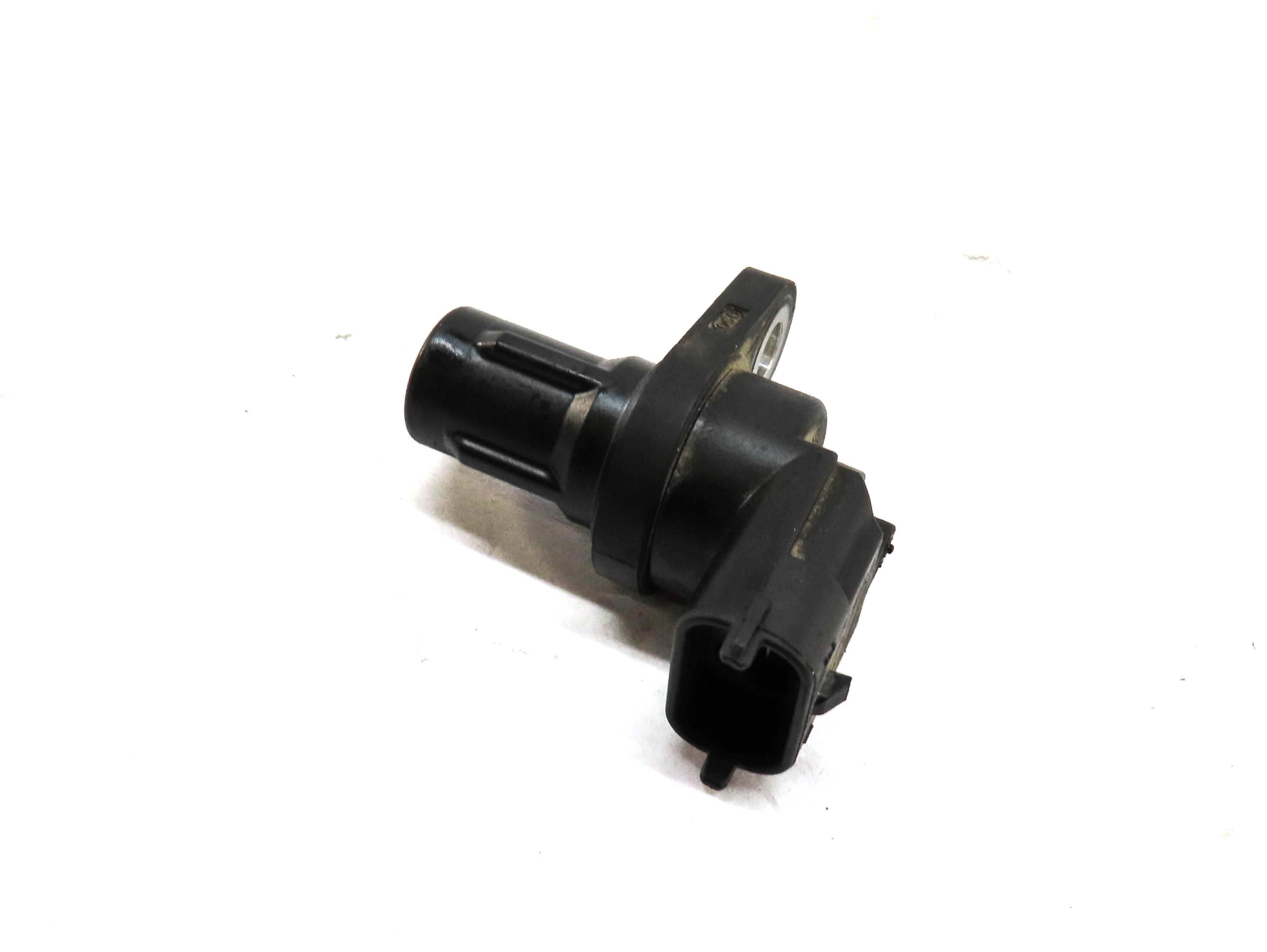 2012 PORSCHE PANAMERA (970 G1) 3.6L M46 V6 ENGINE CAMSHAFT POSITION SENSOR — exact item pictured