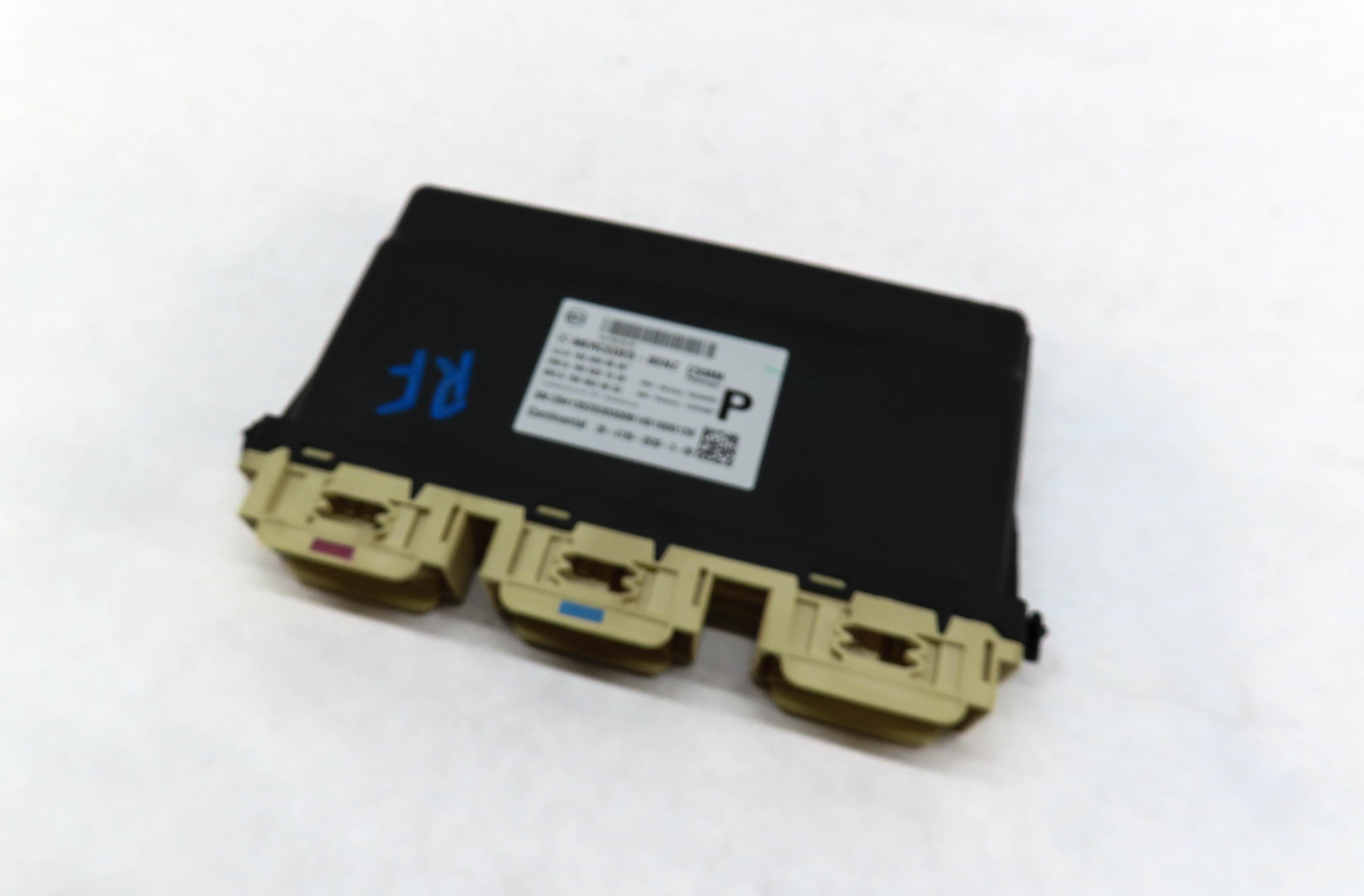 2014 MERCEDES ML350 (W166) FRONT RIGHT PASSENGER SEAT CONTROL MODULE — exact item pictured