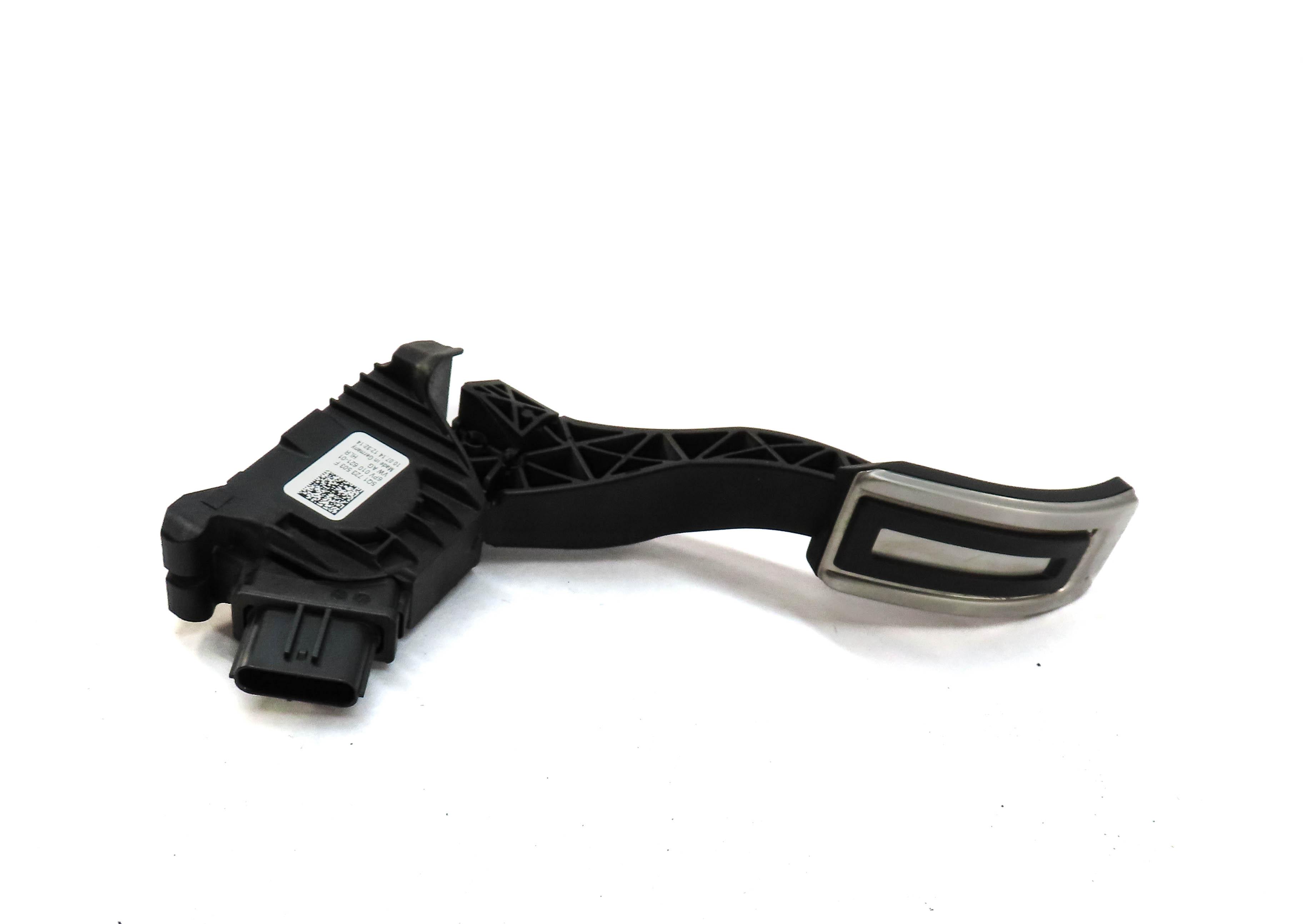 2015 AUDI A3 (8V) FRONT LEFT ACCELERATOR GAS PEDAL (BLACK & SILVER) 5Q1723503F — exact item pictured