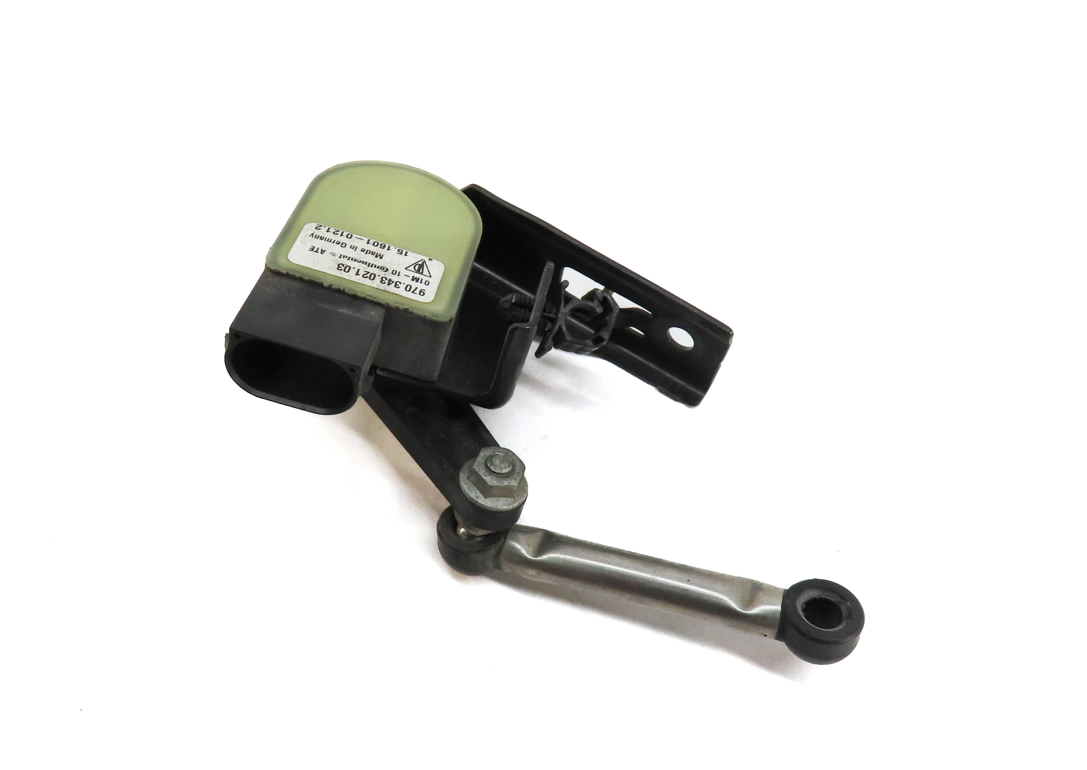 2010 PORSCHE PANAMERA (970 G1) FRONT LEFT DRIVER SUSPENSION HEIGHT LEVEL SENSOR — exact item pictured