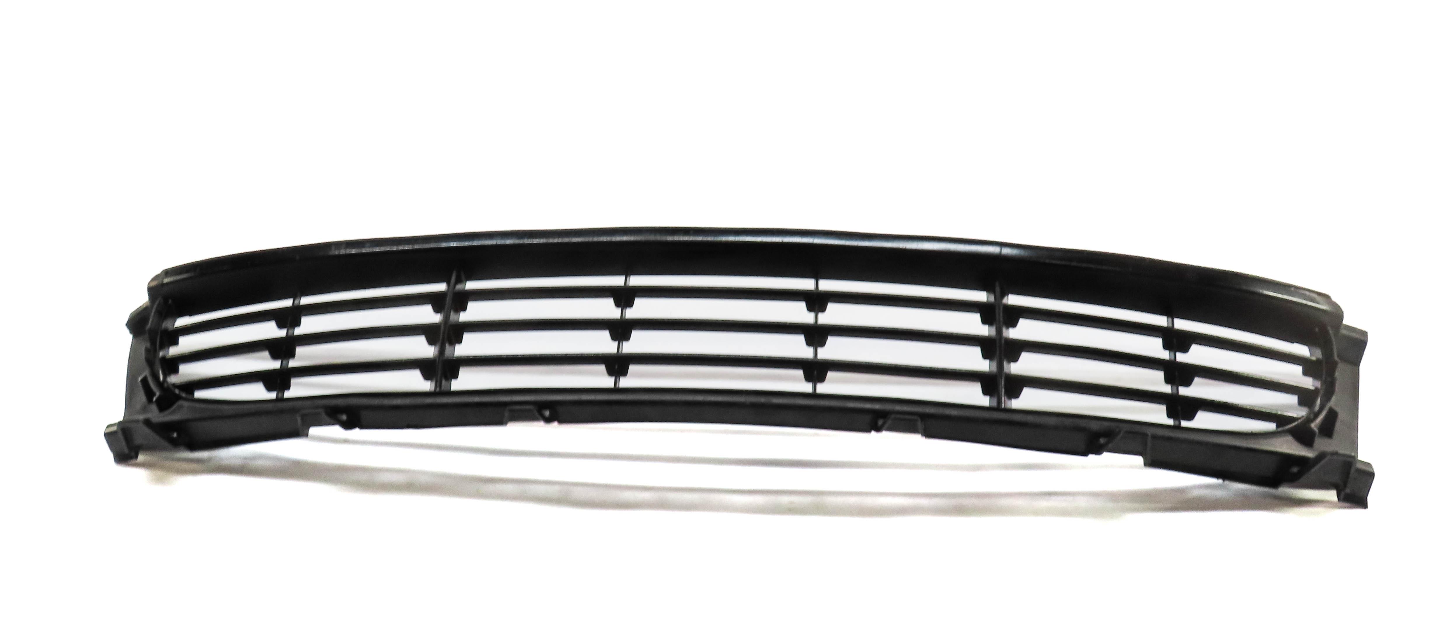 10-13 PORSCHE PANAMERA (970 G1) FRONT LOWER CENTER BUMPER AIR VENT GRILLE TRIM — exact item pictured