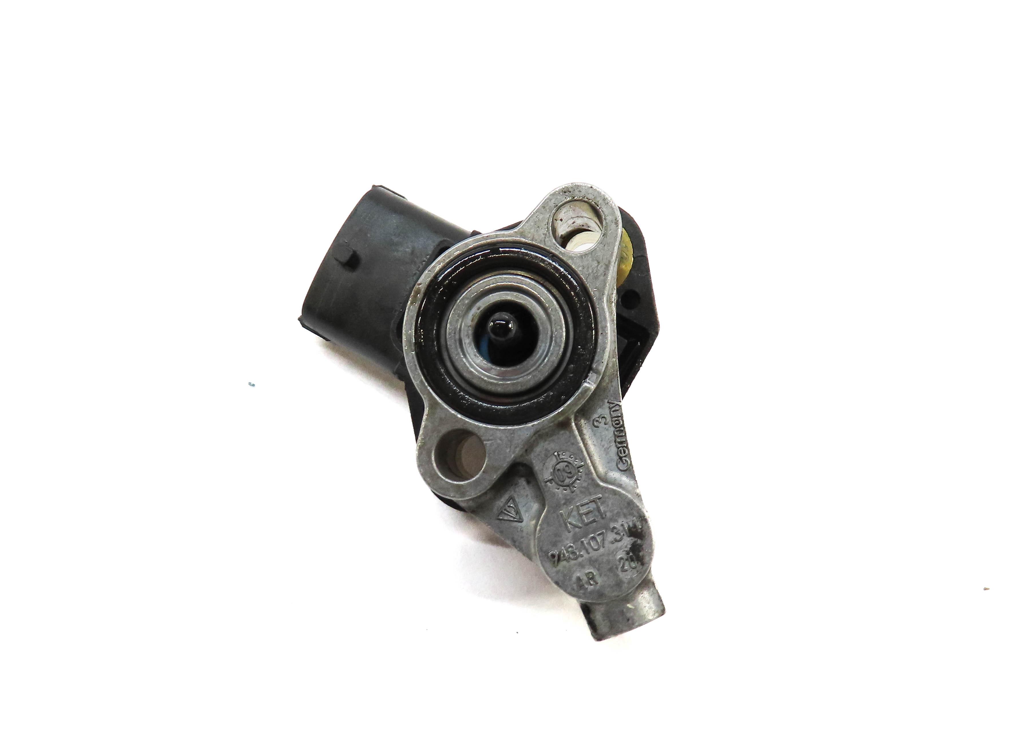 2010 PORSCHE PANAMERA (970 G1) 4.8L M48 TURBO ENGINE OIL PRESSURE SENSOR — exact item pictured