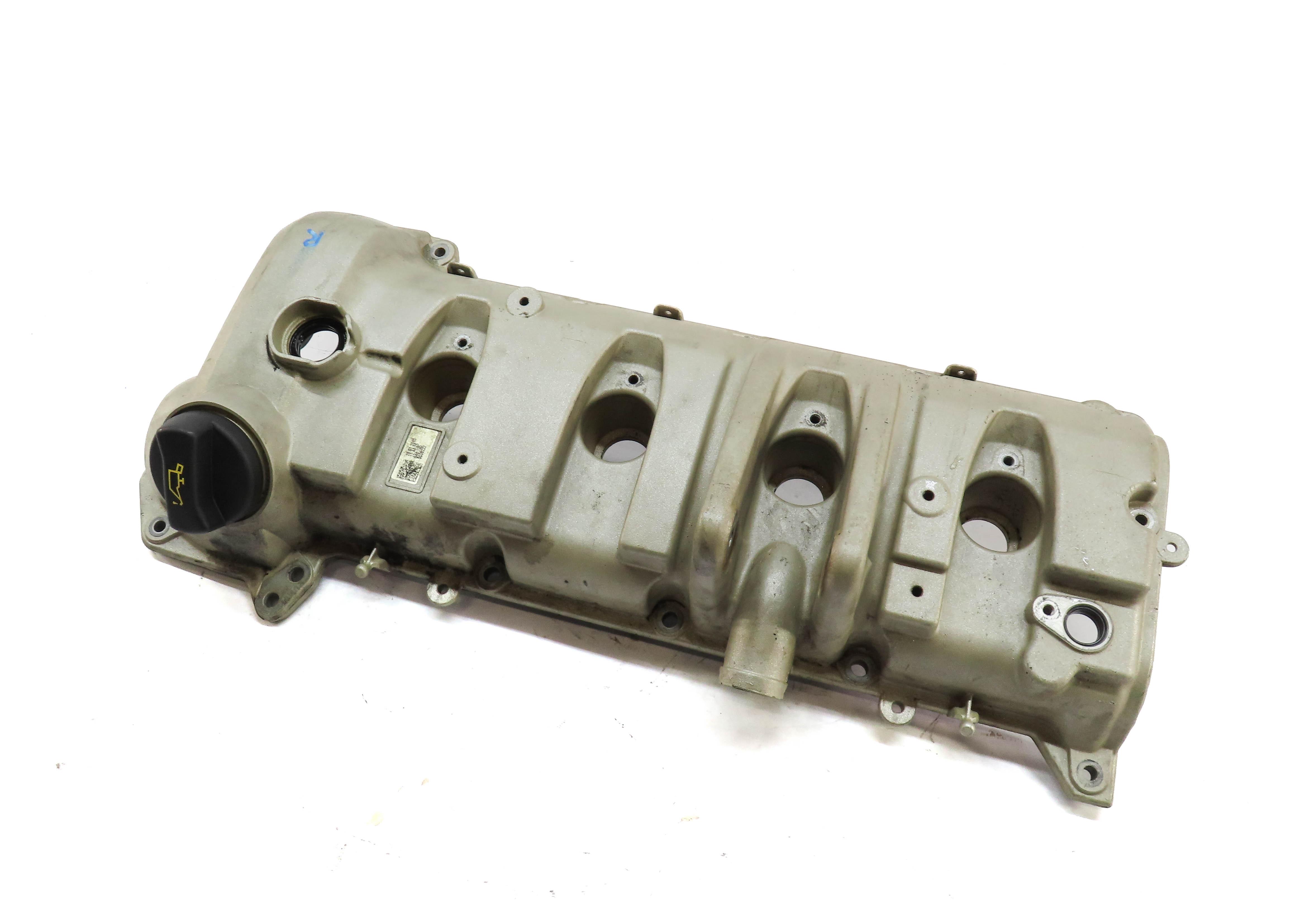 2010-2018 PORSCHE CAYENNE PANAMERA (958 970 G1) 4.8L V8 ENGINE RIGHT VALVE COVER — exact item pictured
