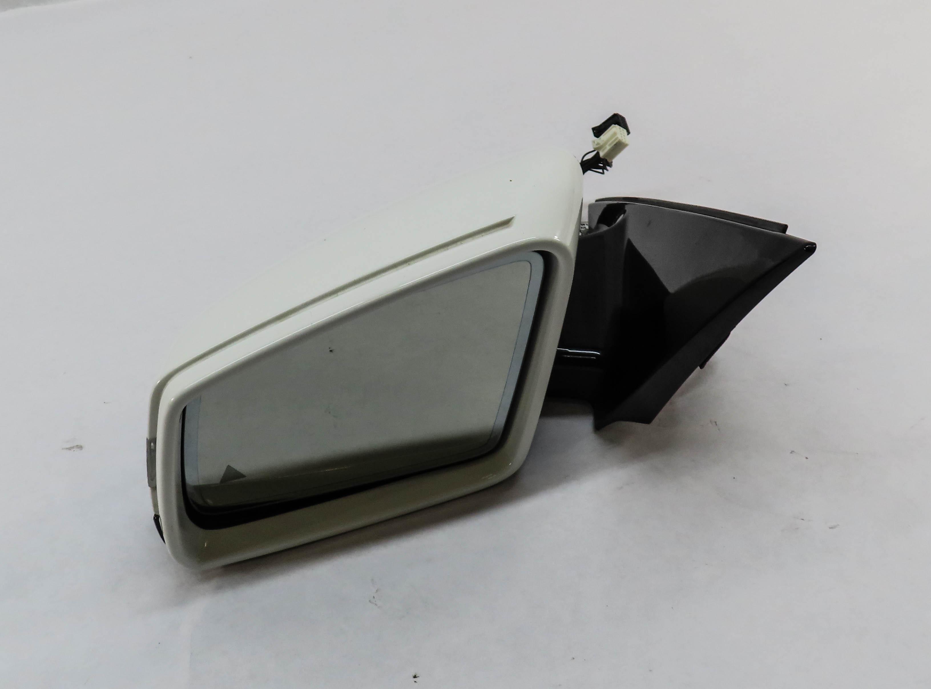 11-14 MERCEDES E300 E350 E550 (W212) LEFT AUTODIM BLIND SPOT DOOR MIRROR (WHITE) — exact item pictured
