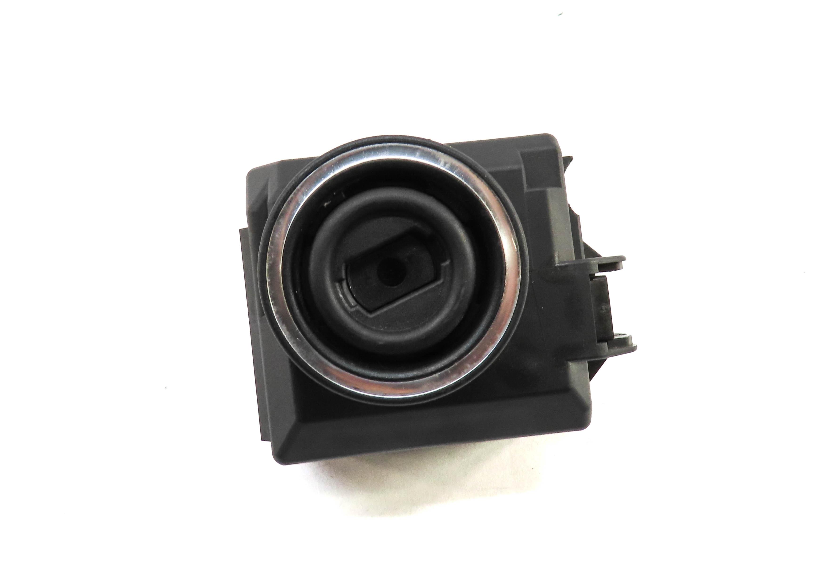 2014 MERCEDES E-CLASS (A207 C207 W212) IGNITION SWITCH MODULE KEY READER — exact item pictured