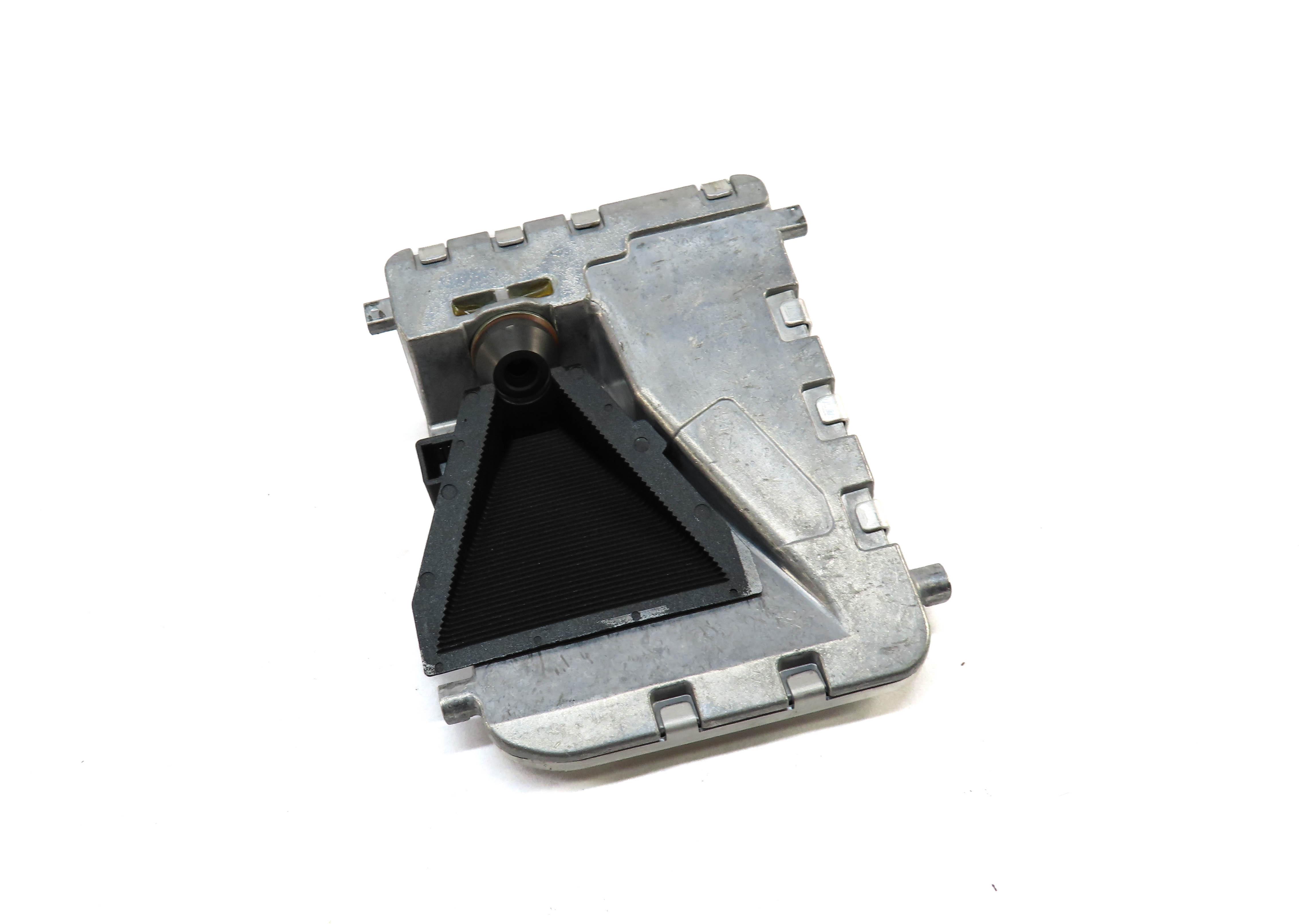 2014 MERCEDES E-CLASS (W212) FRONT WINDSHIELD LANE KEEP ASSIST CAMERA — exact item pictured
