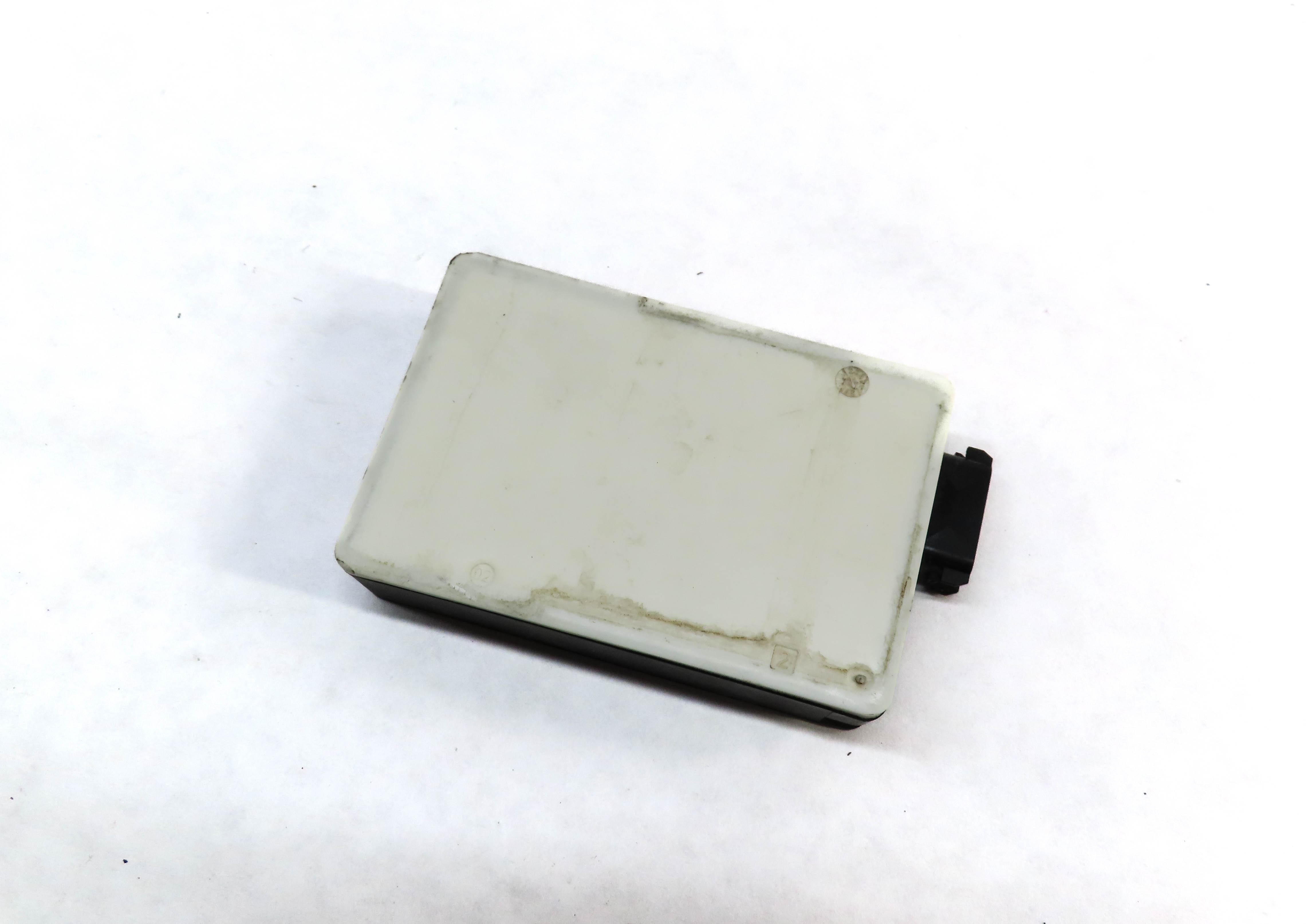 2014 MERCEDES E350 (W212) REAR BLIND SPOT RADAR DISTRONIC SENSOR MODULE — exact item pictured