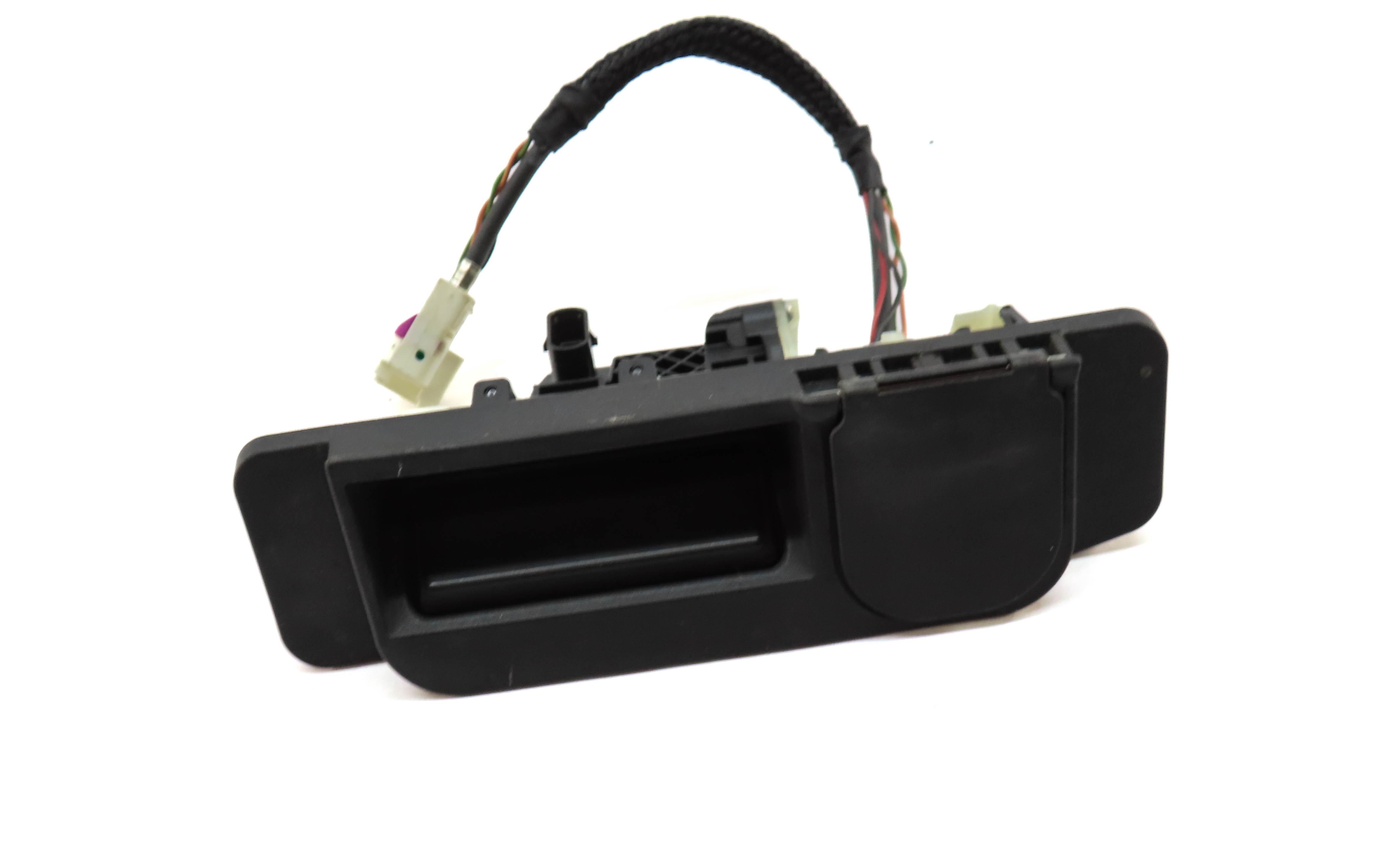2017 MERCEDES CLA250 (C117 W117) REAR TRUNK HANDLE w/ BACKUP REVERSE CAMERA — exact item pictured