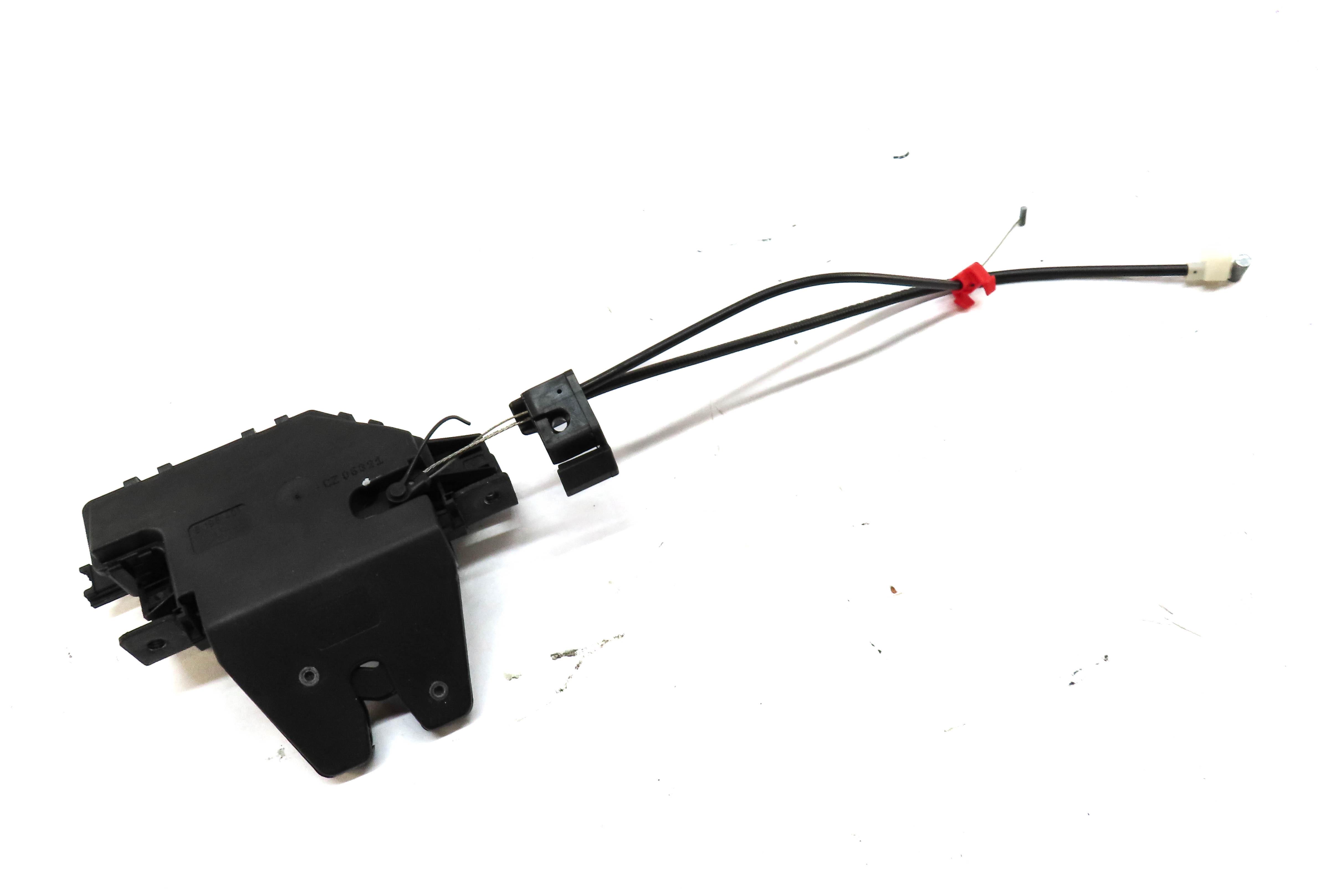 2006 BMW Z4 (E85) REAR TRUNK LOCK LATCH ACTUATOR — exact item pictured