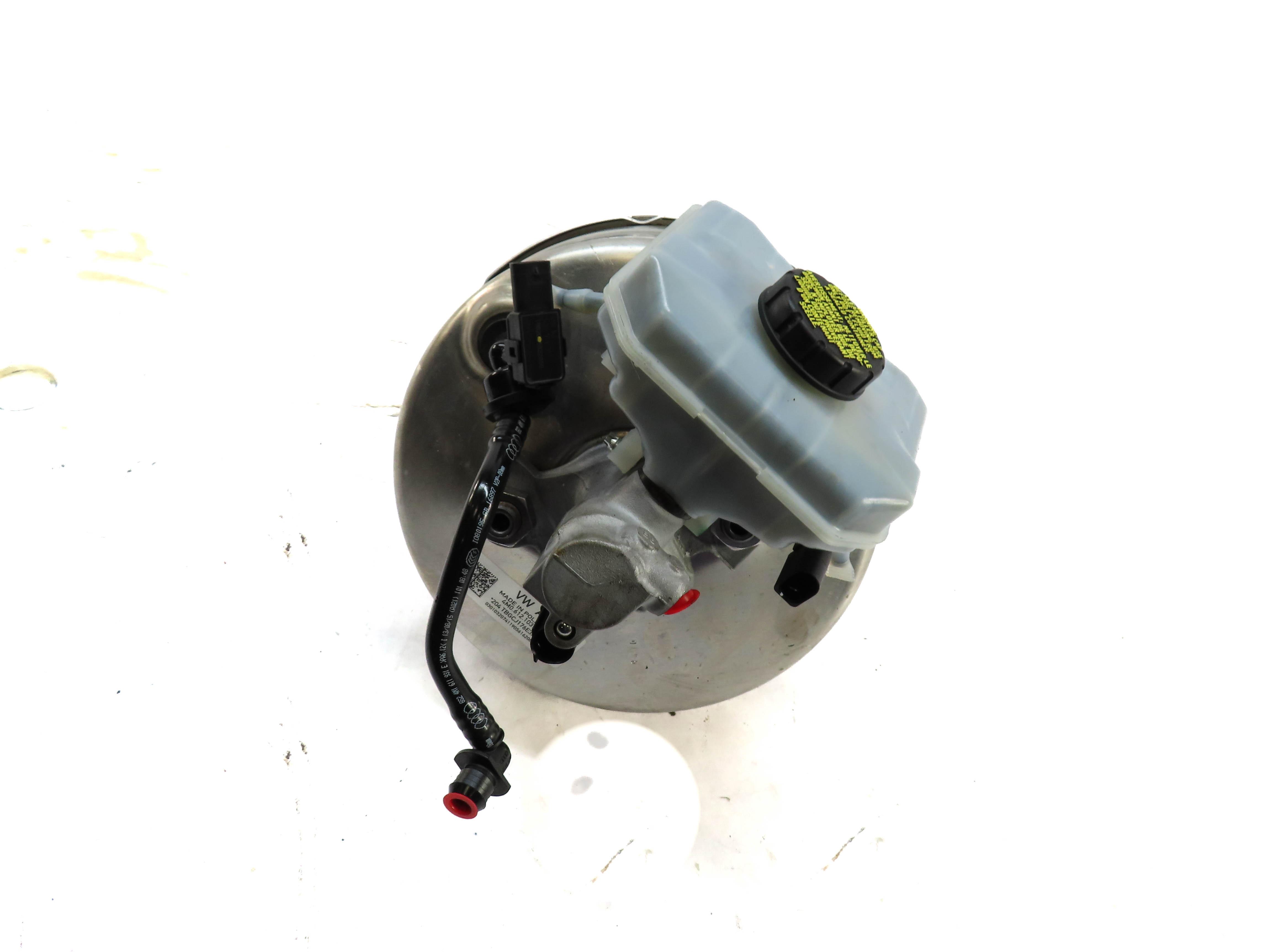 2017-2022 AUDI Q7 (4M) POWER BRAKE BOOSTER w/ MASTER CYLINDER & RESERVOIR — exact item pictured