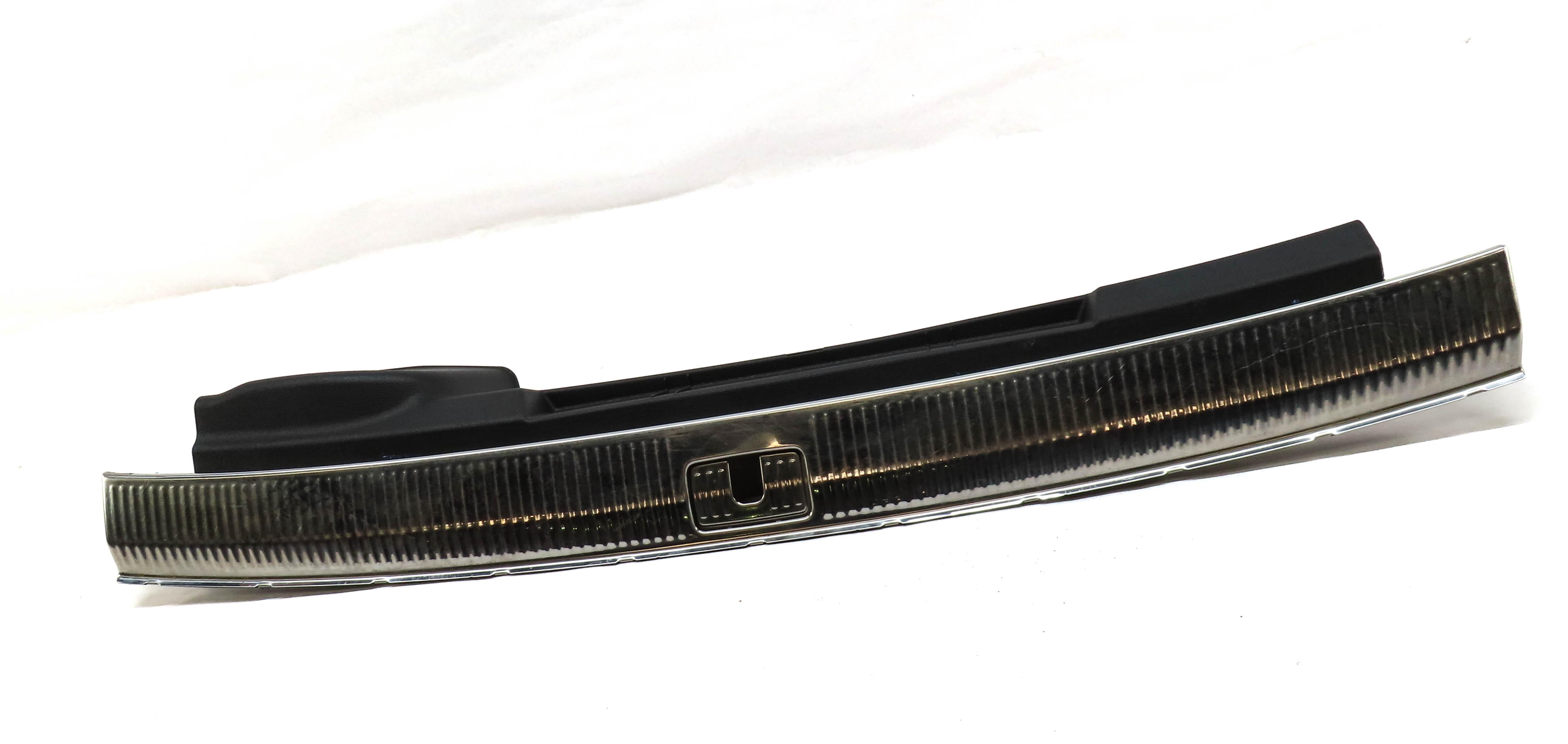 2017 AUDI Q7 (4M) TRUNK SILL CHROME KICK PLATE COVER TRIM PANEL 4M0864483B — exact item pictured