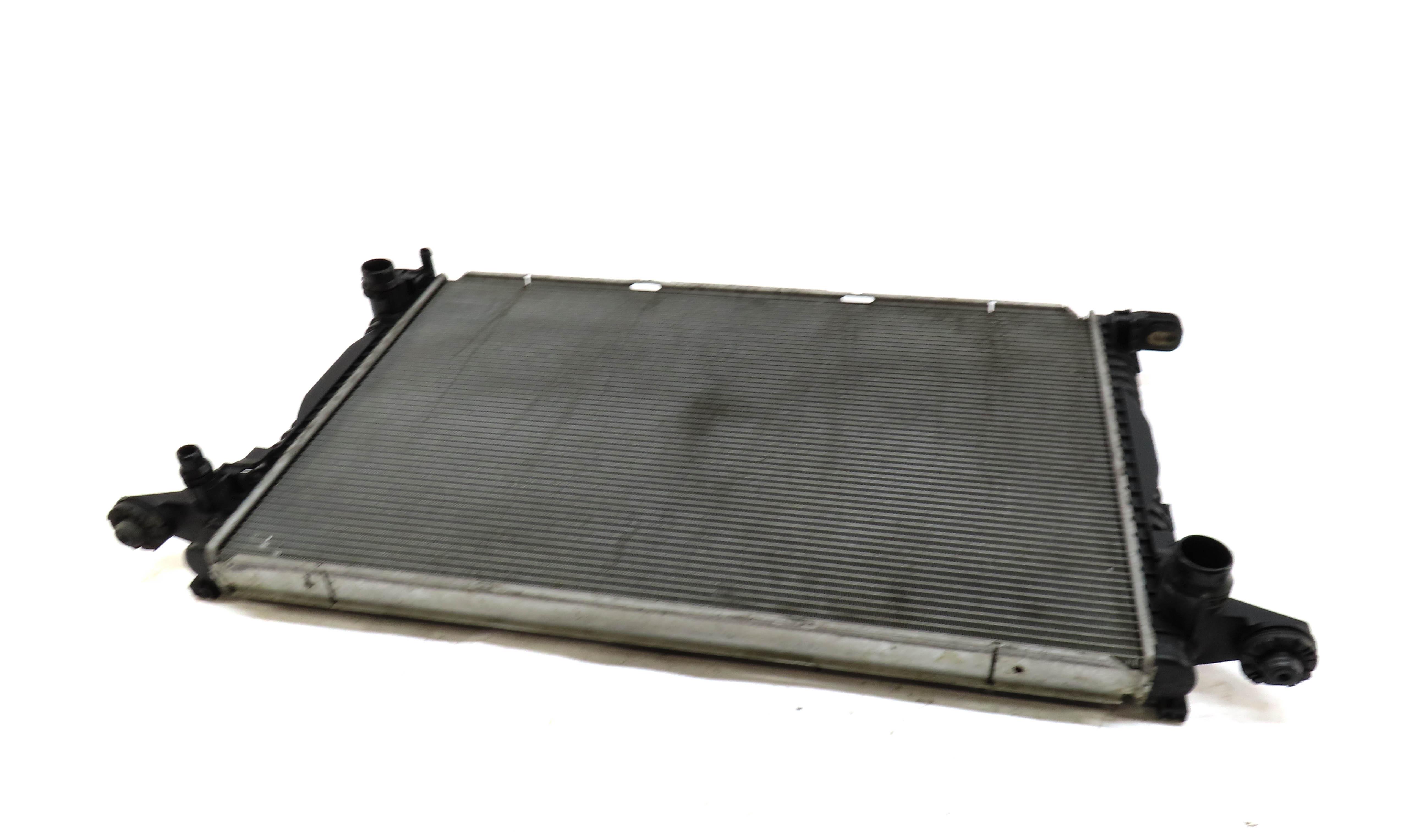 2017-2019 AUDI Q7 (4M) 3.0L SUPERCHARGED ENGINE - MAIN PRIMARY RADIATOR — exact item pictured