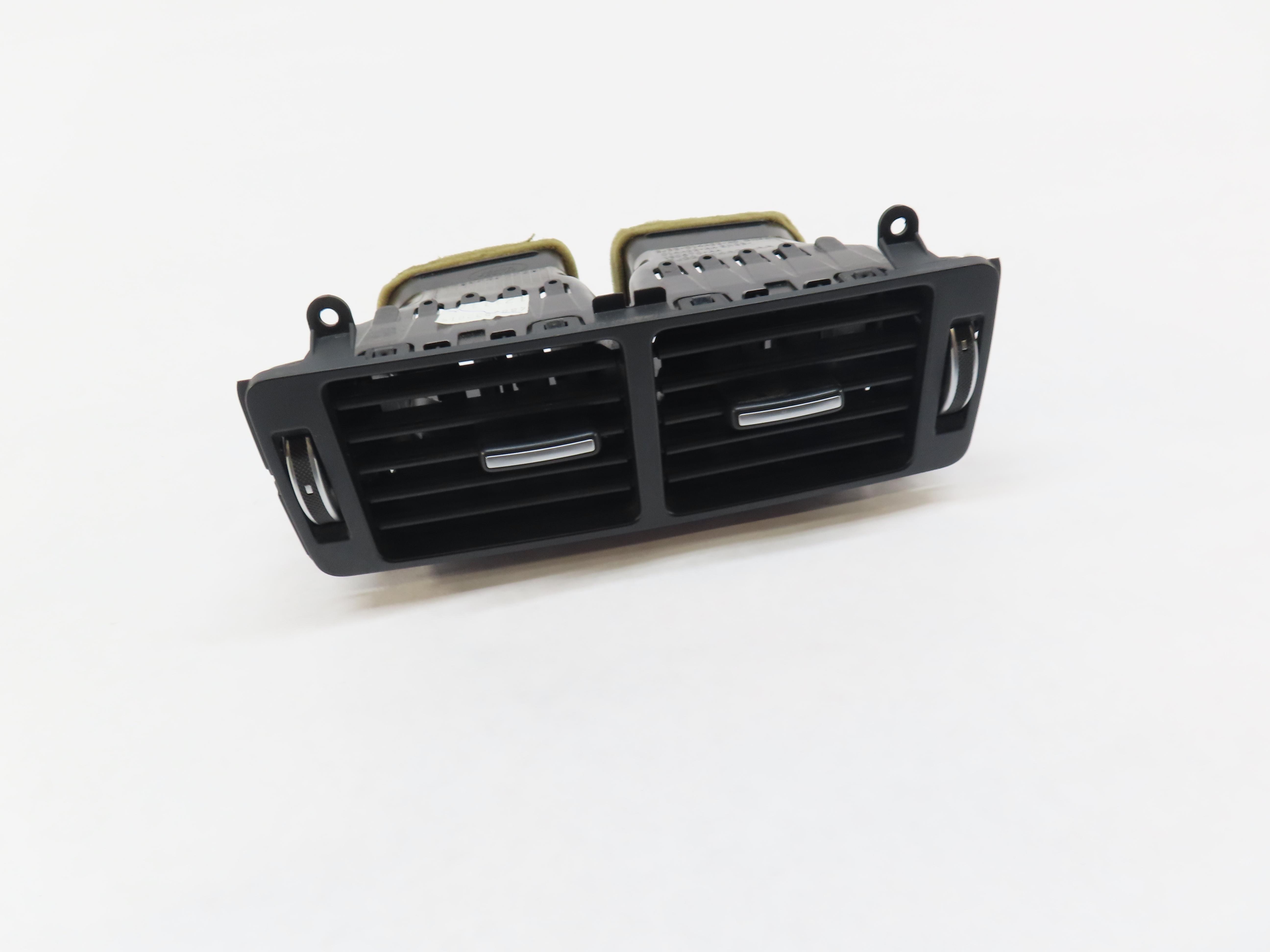2015 RANGE ROVER SPORT (L494) REAR CENTER CONSOLE HVAC A/C HEATER AIR VENT — exact item pictured