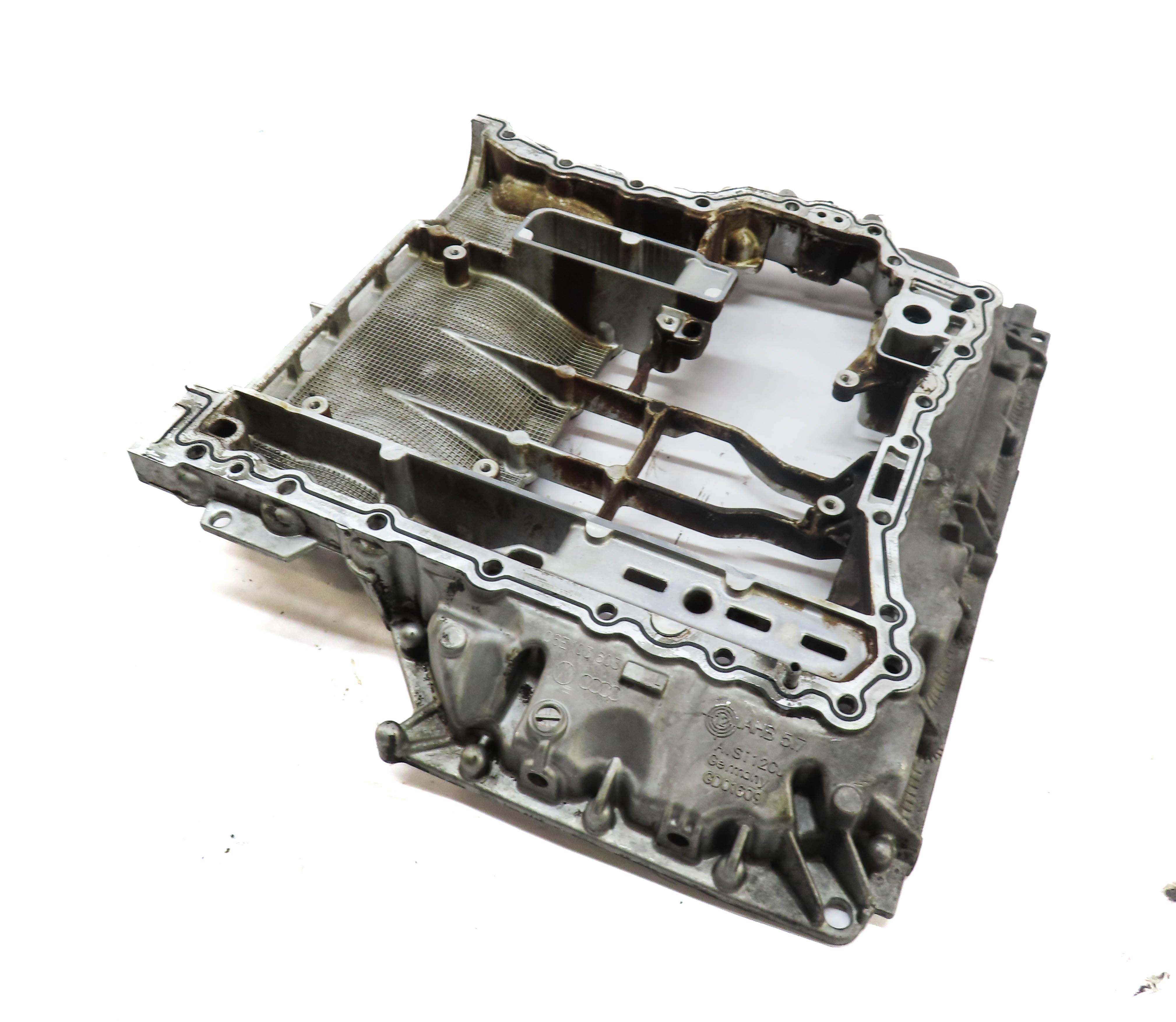 2013 AUDI Q7 (4L) 3.0L ENGINE (CTWB) UPPER ENGINE OIL PAN 063103603 — exact item pictured