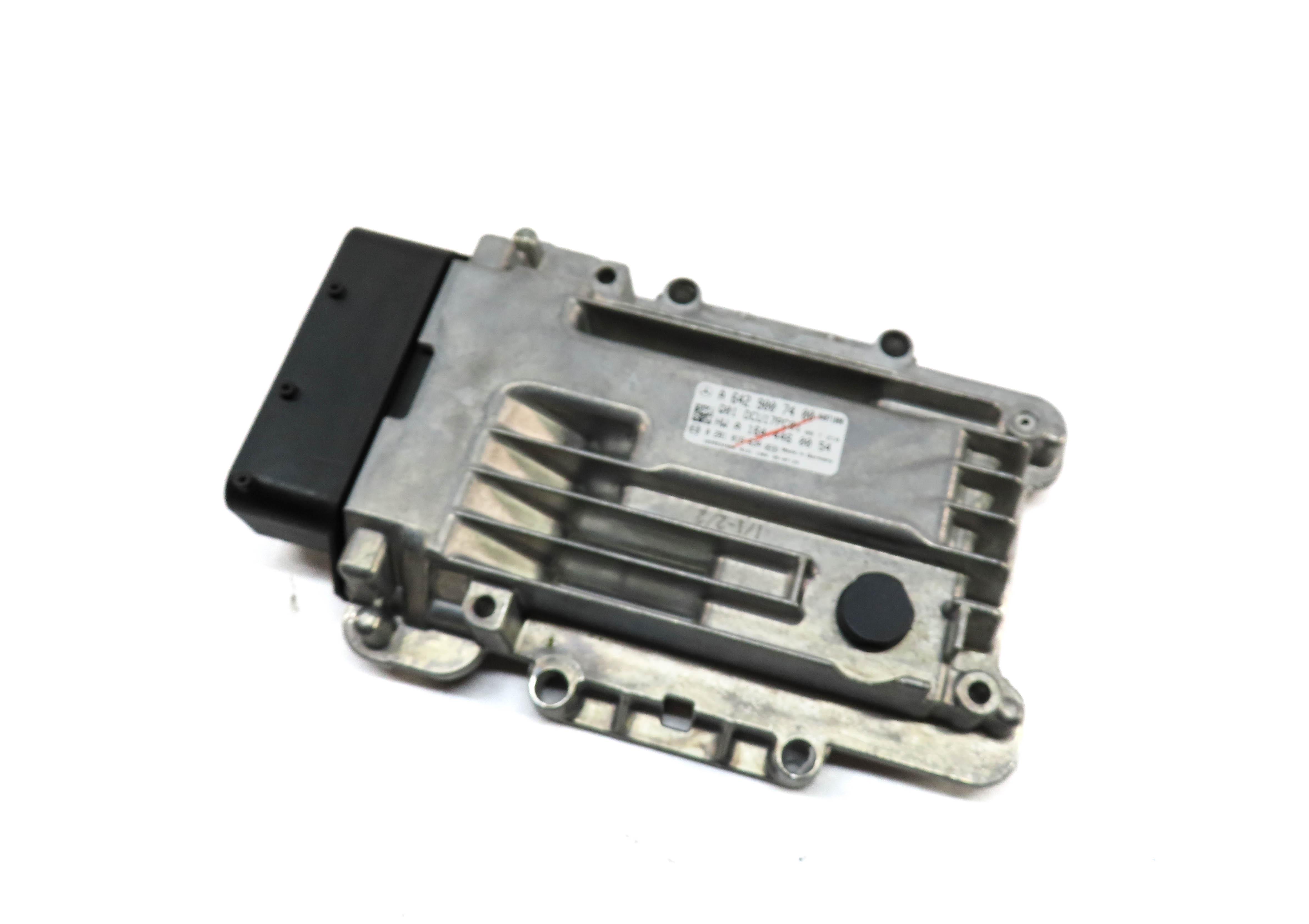 2010 MERCEDES GL350 (X164) 3.0L TURBO DIESEL ENGINE (OM642) DEF CONTROL MODULE — exact item pictured