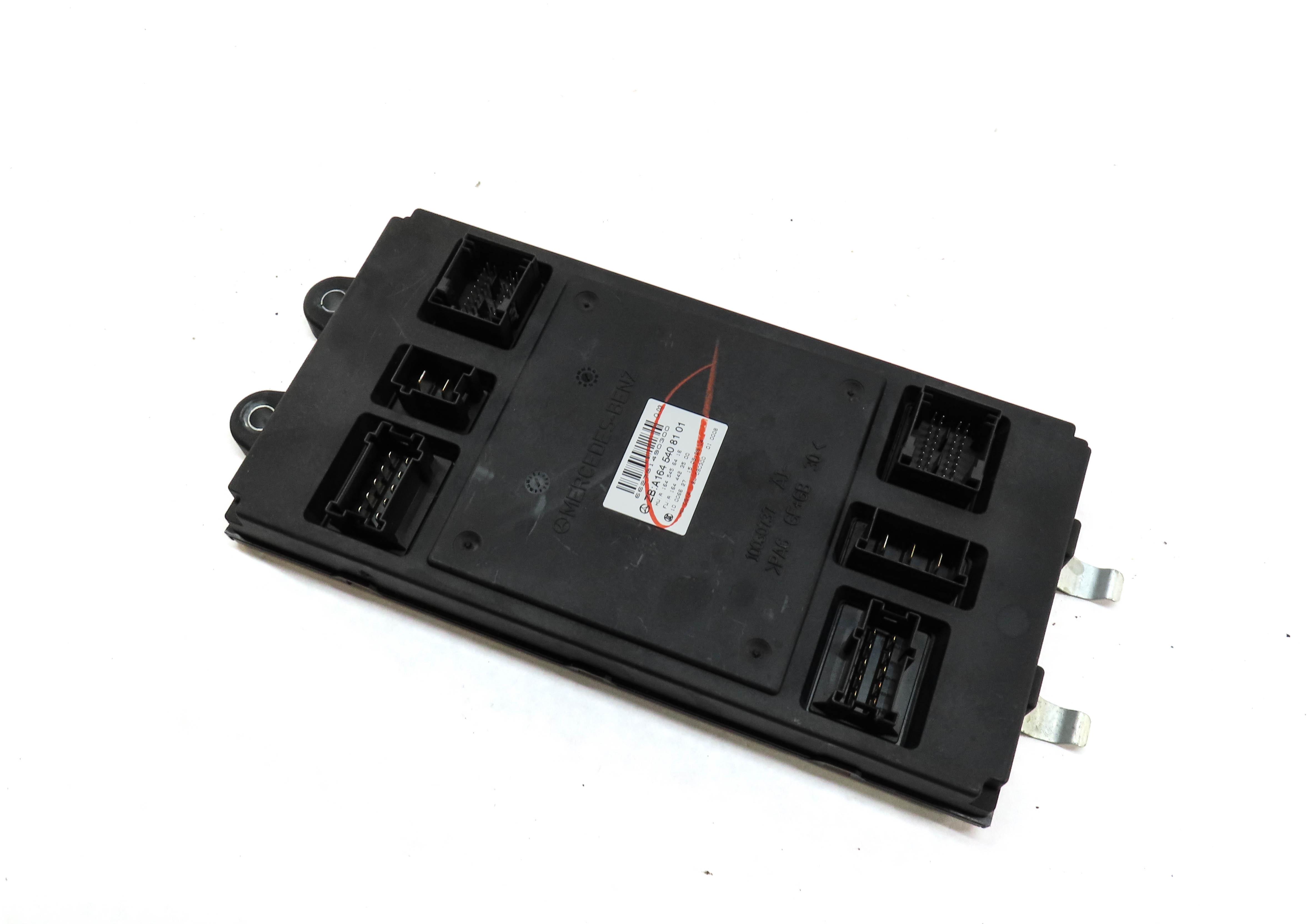 2010 MERCEDES GL350 X164 FRONT SIGNAL ACQUISITION MODULE SAM CONTROL 1645408101 — exact item pictured