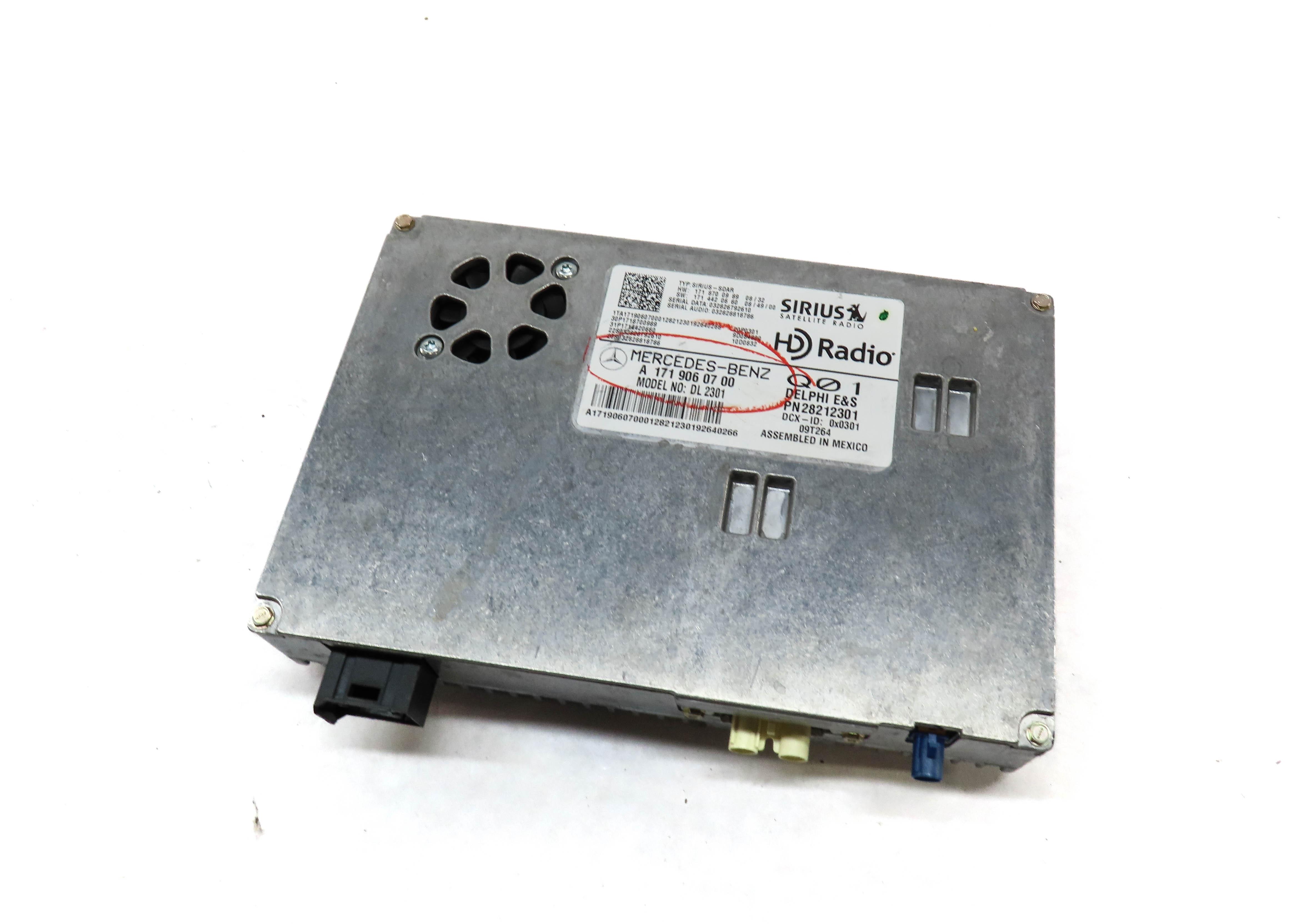 2010 MERCEDES GL350 (X164) SIRIUS SATELLITE RADIO CONTROL MODULE 1719060700 — exact item pictured