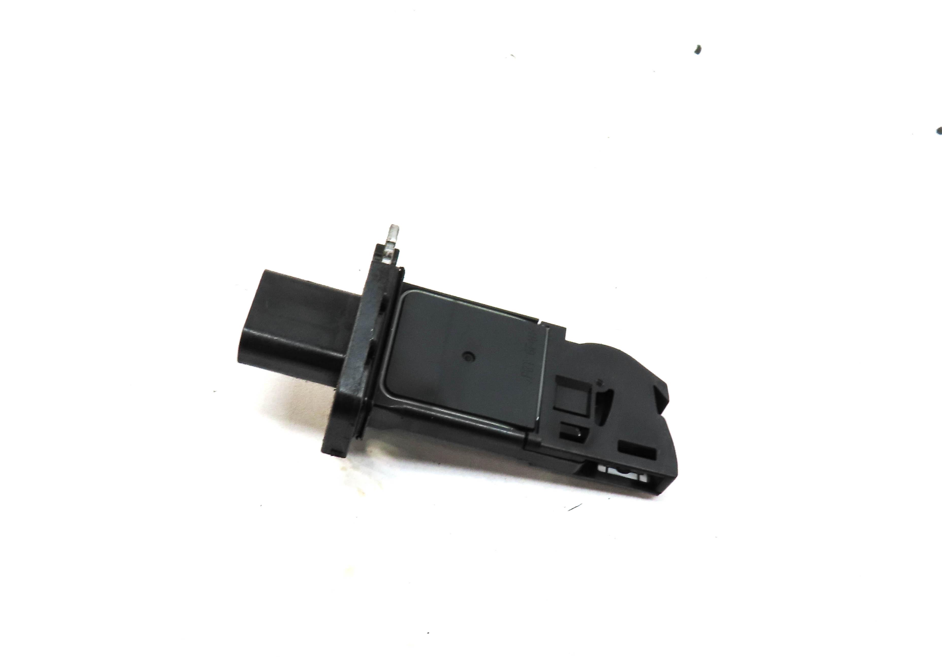 12-17 LAND ROVER LR2 EVOQUE DISCOVERY (L538 L550) 2.0L MASS AIR FLOW SENSOR MAF — exact item pictured