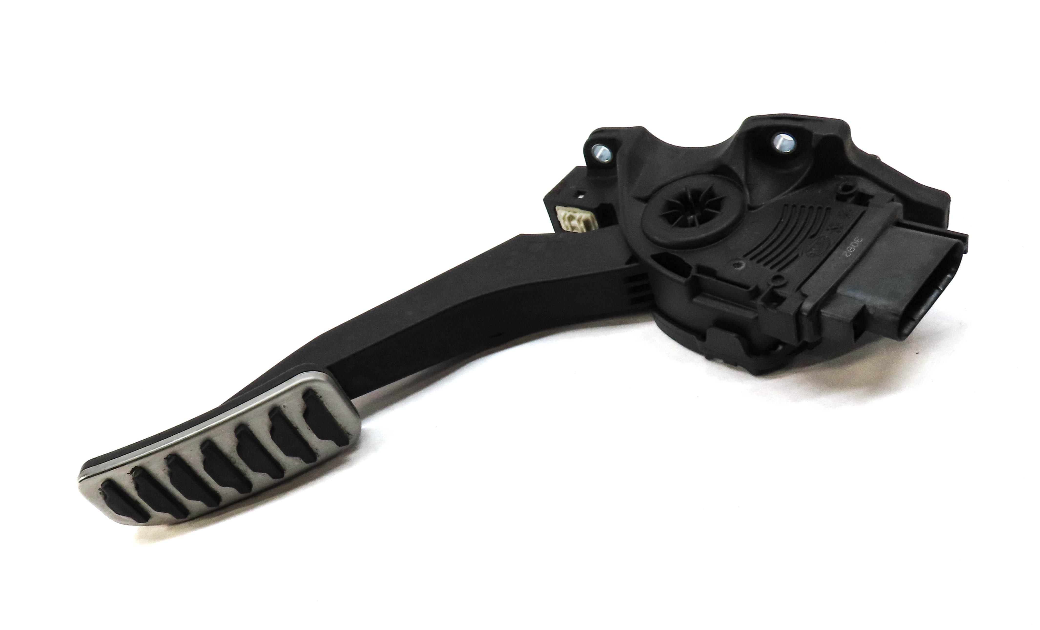 2012 LAND RANGE ROVER EVOQUE FRONT LEFT THROTTLE GAS PEDAL BJ3M9F836EB — exact item pictured