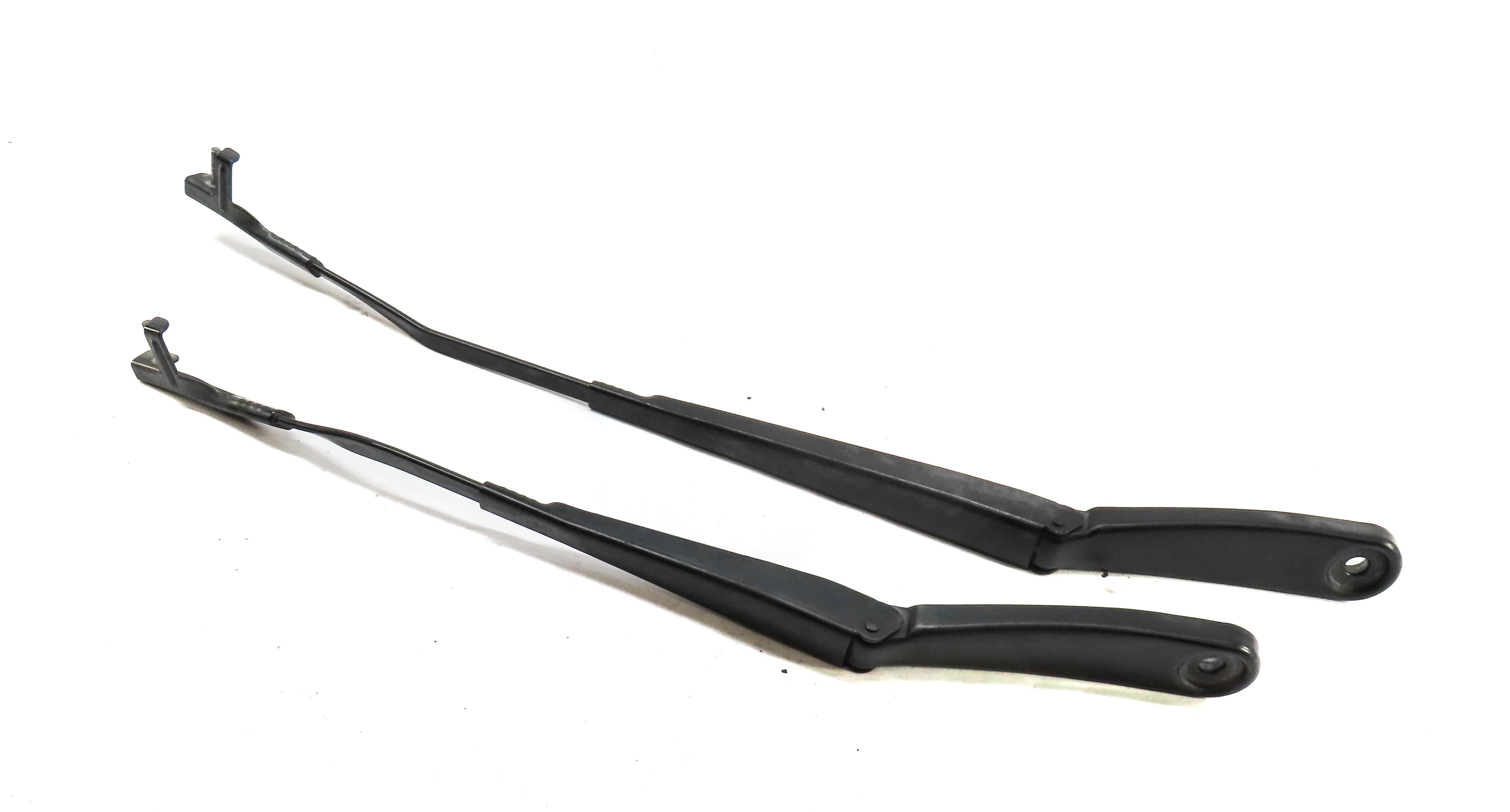 2011-2019 BMW X3 X4 (F25 F26) FRONT LEFT & RIGHT WINDSHIELD WIPER ARM SET — exact item pictured
