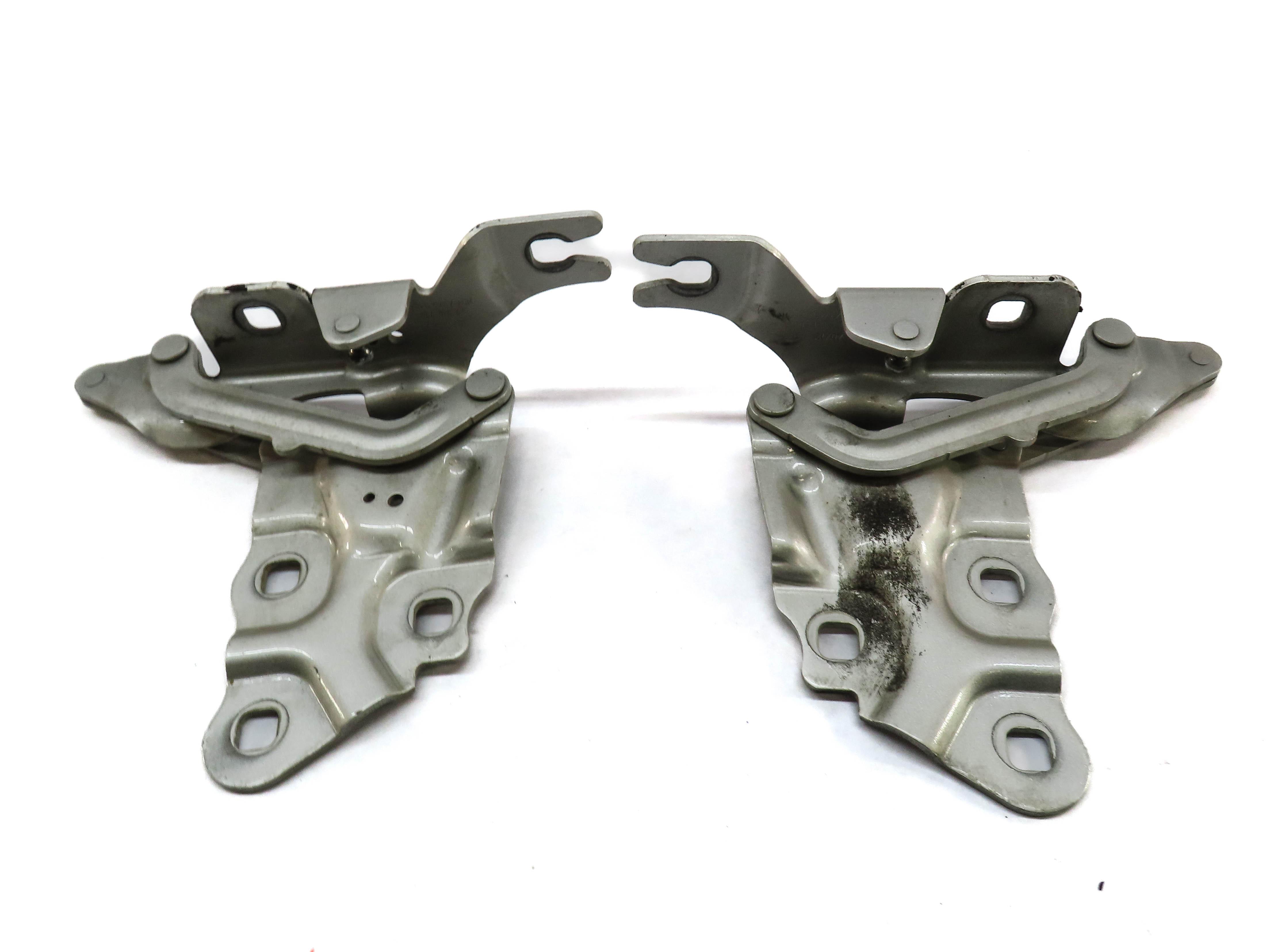 11-18 BMW X3 X4 (F25 F26) FRONT LEFT & RIGHT HOOD HINGE SET-2 (MINERAL SILVER) — exact item pictured