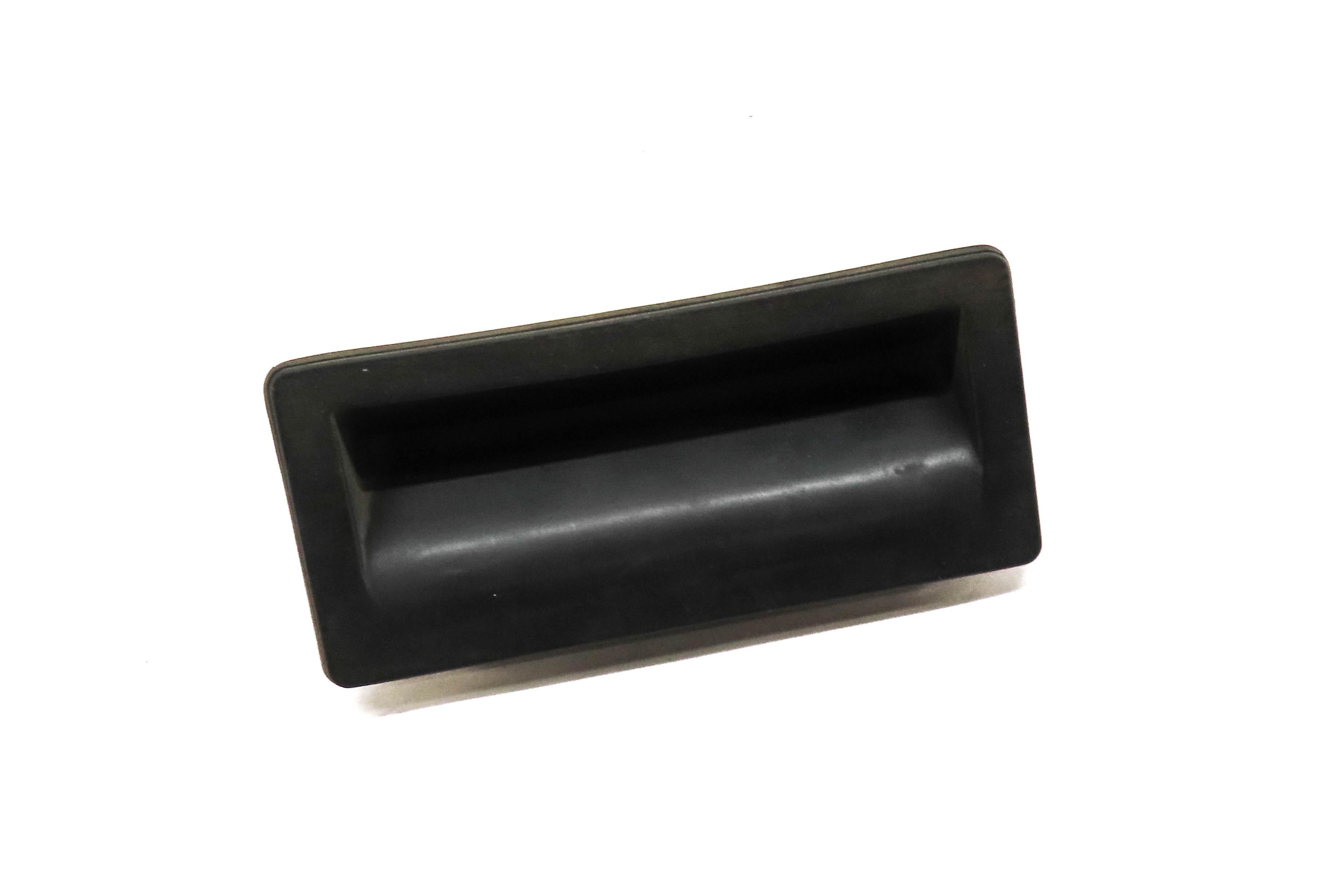 2015 AUDI A3 (8V) REAR HATCH TRUNK HANDLE 5N0827566T — exact item pictured