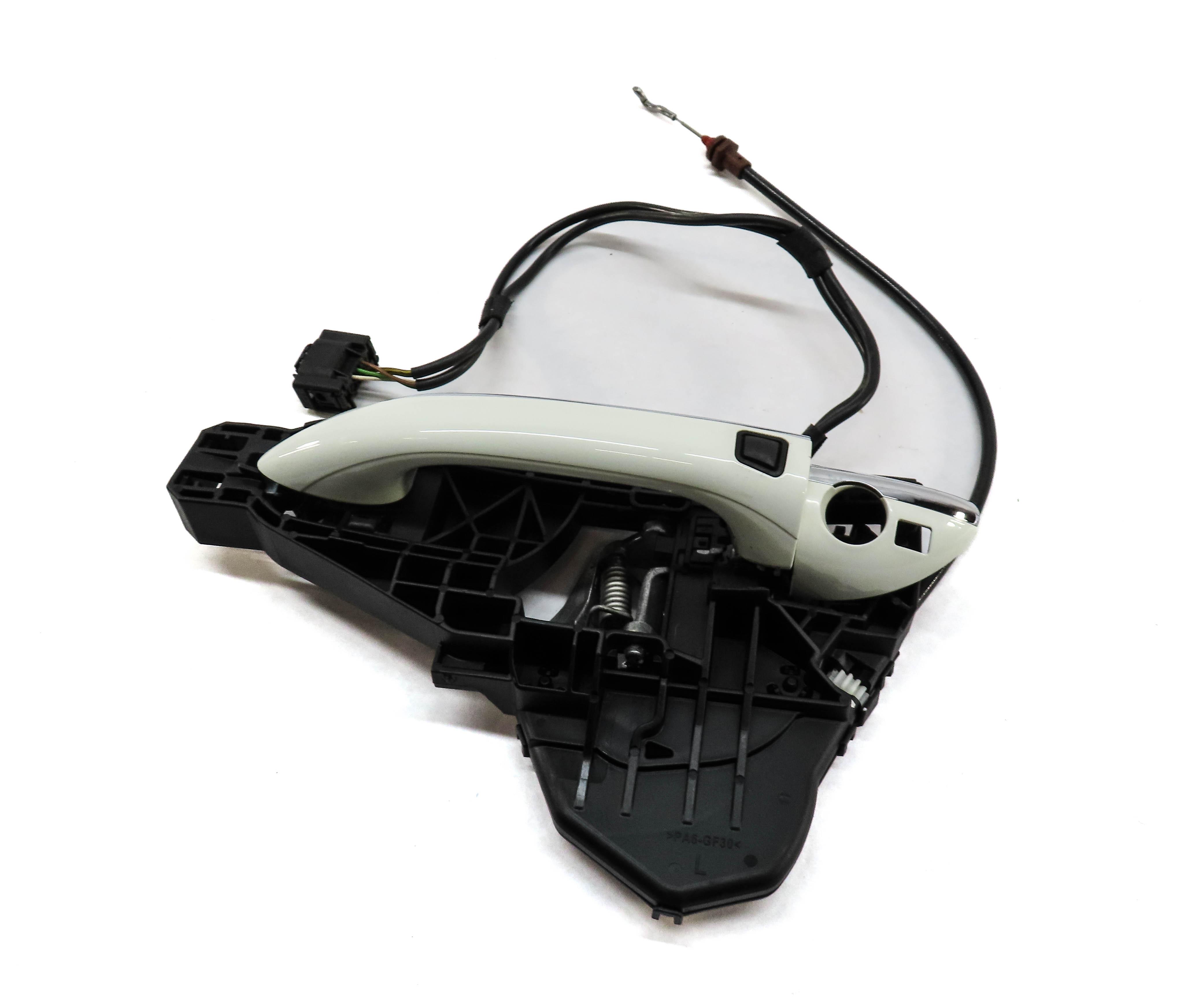2008 GL550 (X164) FRONT LEFT DRIVER OUTSIDE DOOR HANDLE (WHITE) w/o KEYLESS — exact item pictured