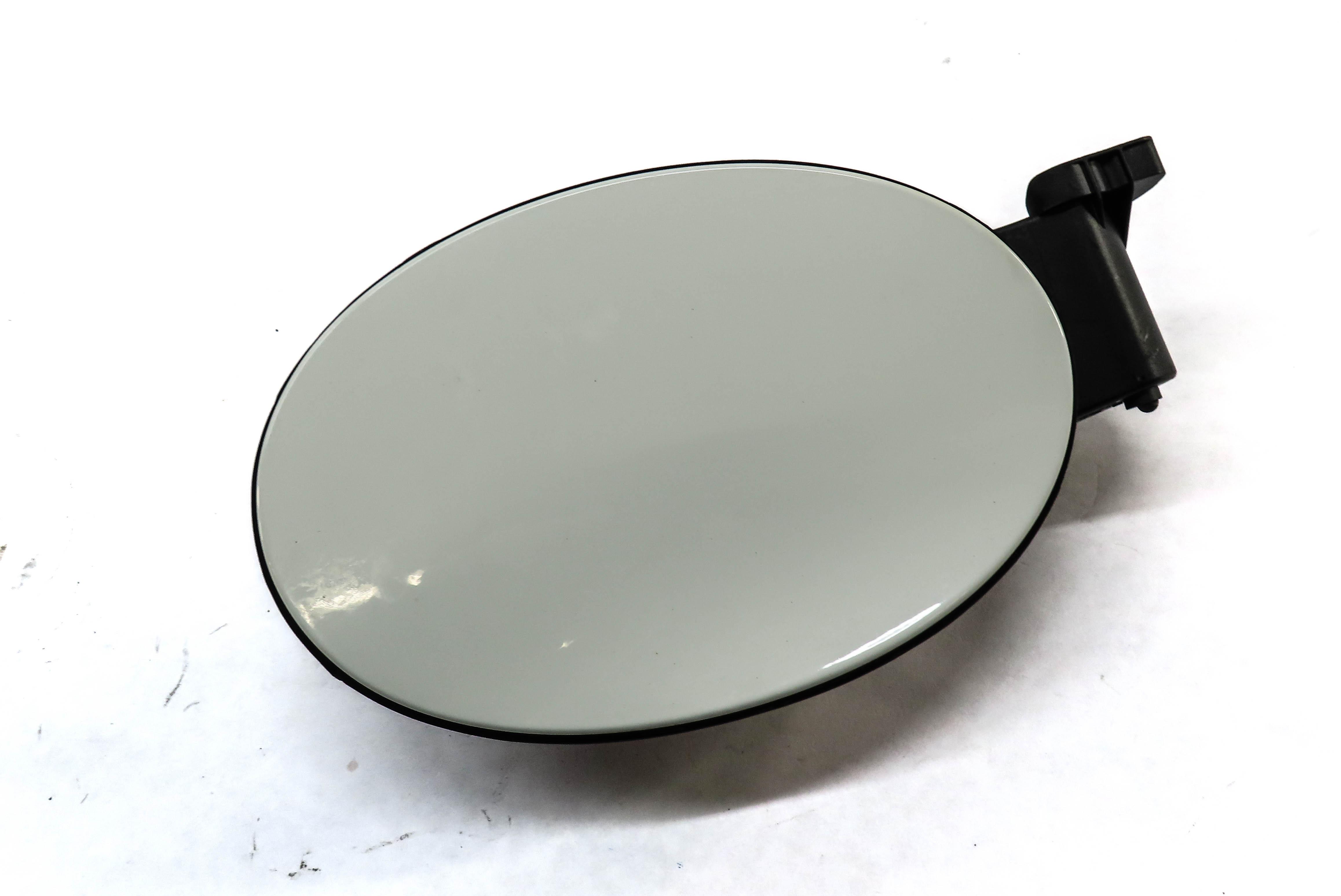 2007-2012 MERCEDES GL320 GL350 GL450 GL550 (X164) FUEL TANK DOOR (CALCITE WHITE) — exact item pictured