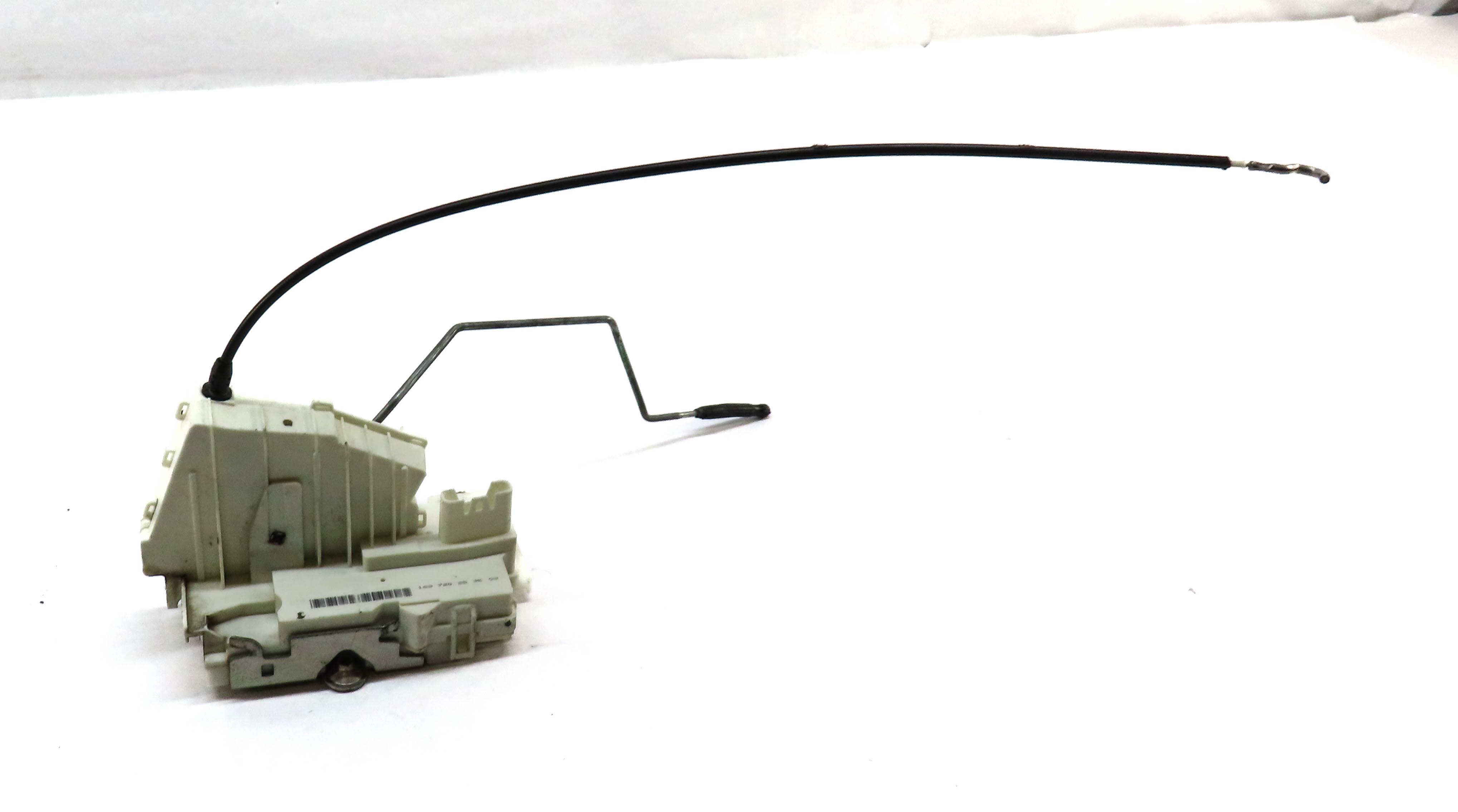 06-12 MERCEDES GL320 GL450 GL550 GL350 ML350 ML320 ML500 - LEFT FRONT DOOR LATCH — exact item pictured
