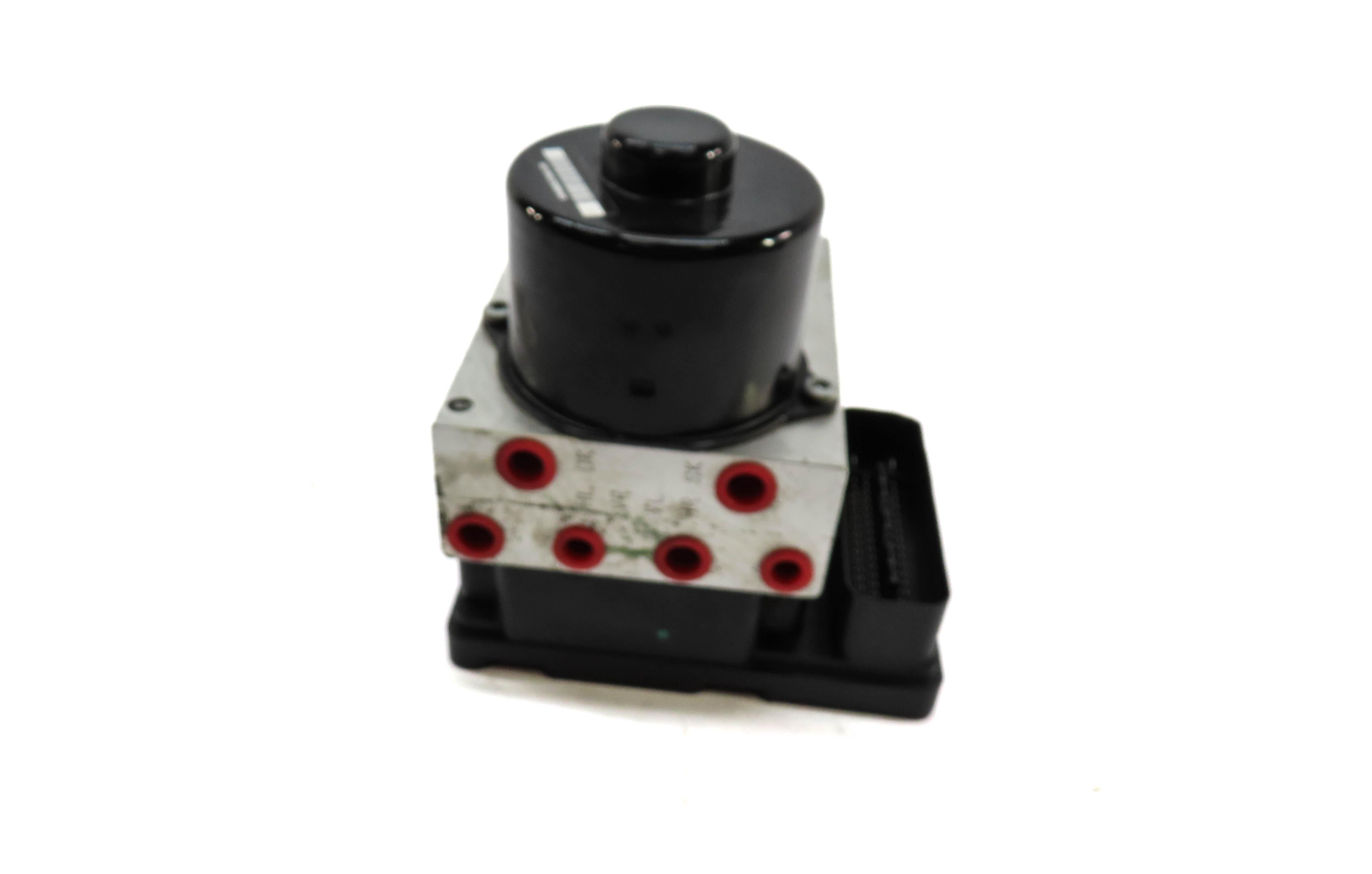 2004 PORSCHE CAYENNE (955) AUTO AWD ANTI-LOCK ABS BRAKE PUMP w/ MODULE — exact item pictured