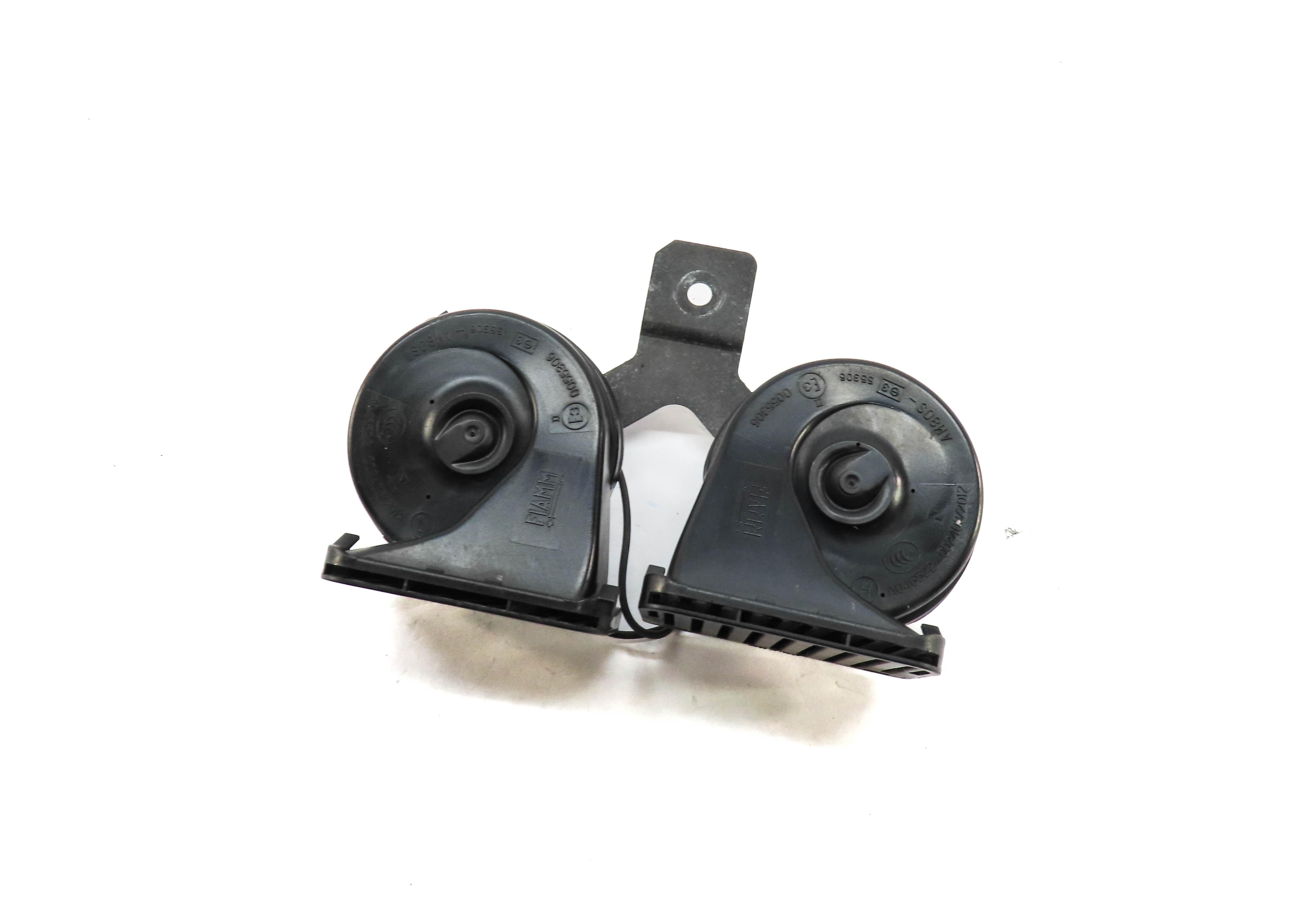 13-17 DISCOVERY SPORT RANGE ROVER EVOQUE (L538 L550) HIGH & LOW TONE HORN SET — exact item pictured