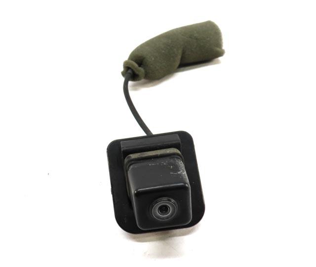 08-15 MERCEDES C230 C250 C300 C350 C63 AMG (W204) REARVIEW BACKUP REVERSE CAMERA — exact item pictured