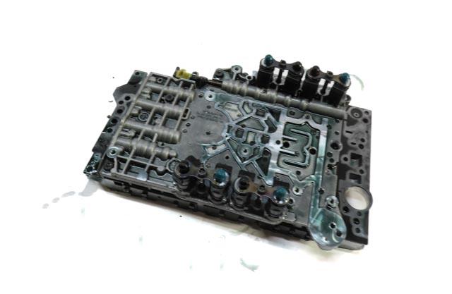 12-15 MERCEDES C250 C350 SLK250 SLK350 (R172 W204) TRANSMISSION VALVE BODY BLOCK — exact item pictured