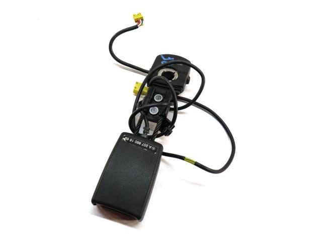 2010-2017 MERCEDES C E CLASS (C204 W207) RIGHT FRONT PASSENGER SEATBELT RECEIVER — exact item pictured