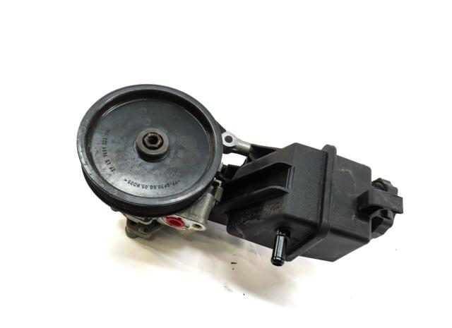2015 MERCEDES C CLASS COUPE (W204) 3.5L M276 ENGINE POWER STEERING PUMP — exact item pictured