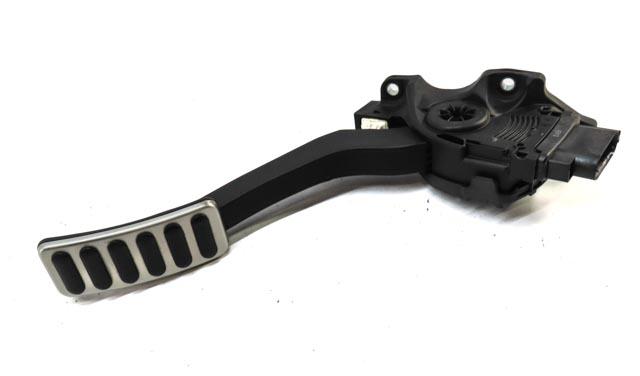 2014 RANGE ROVER SPORT (L494) FRONT LEFT THROTTLE GAS PEDAL CK5M9N736AA — exact item pictured