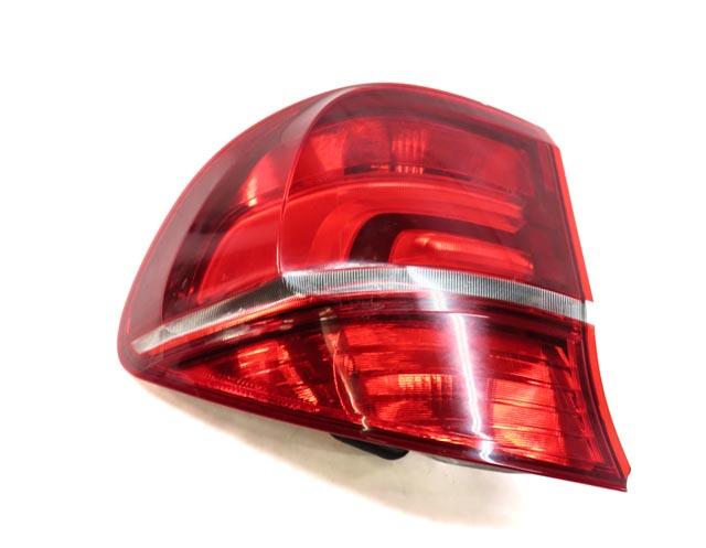 2011-2013 BMW X5 X5M (E70) RIGHT PASSENGER REAR OUTER TAILLIGHT BRAKE LIGHT LAMP — exact item pictured