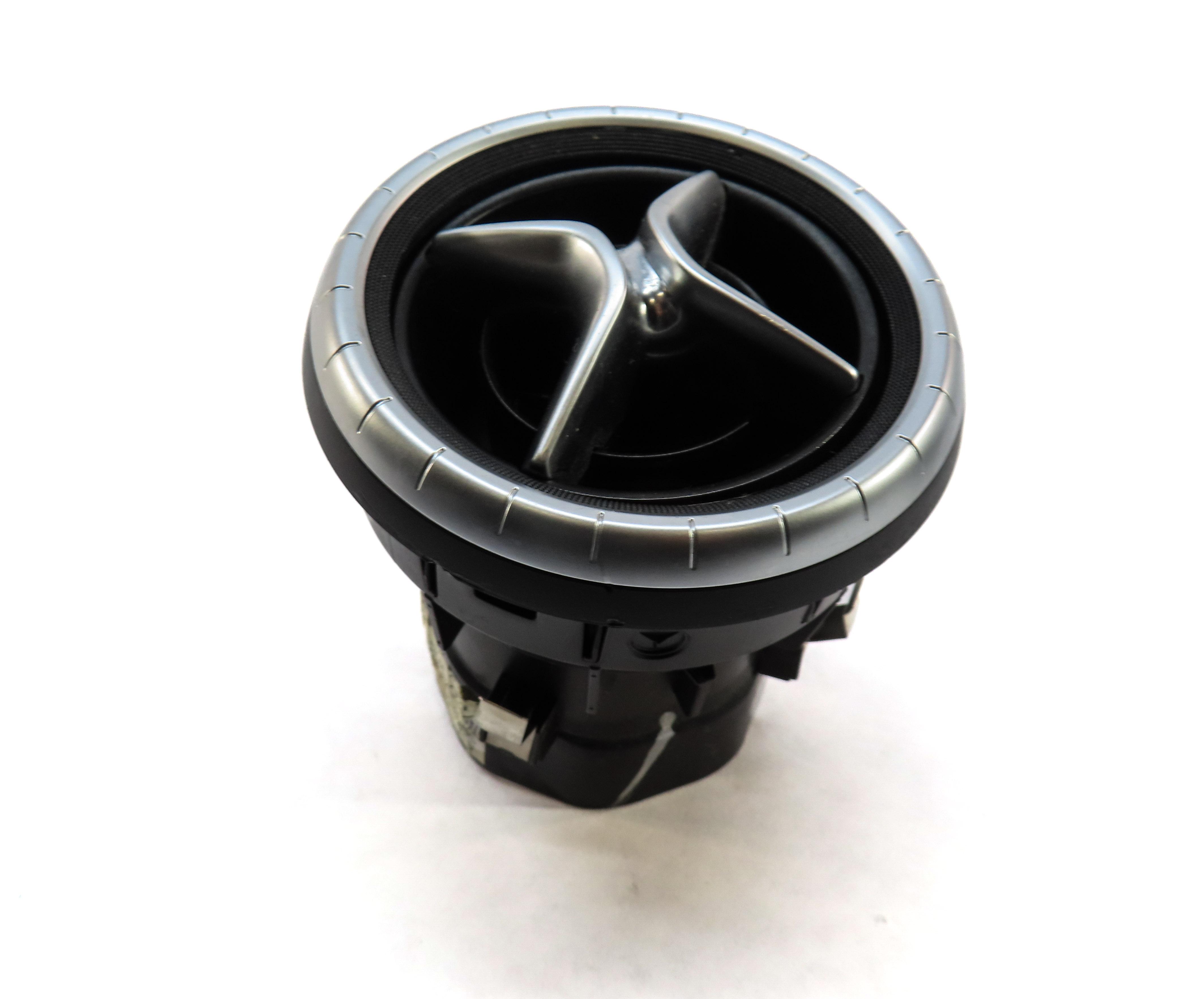 2014 MERCEDES CLA250 (C117 W117) FRONT DASH HEATER A/C AIR VENT — exact item pictured