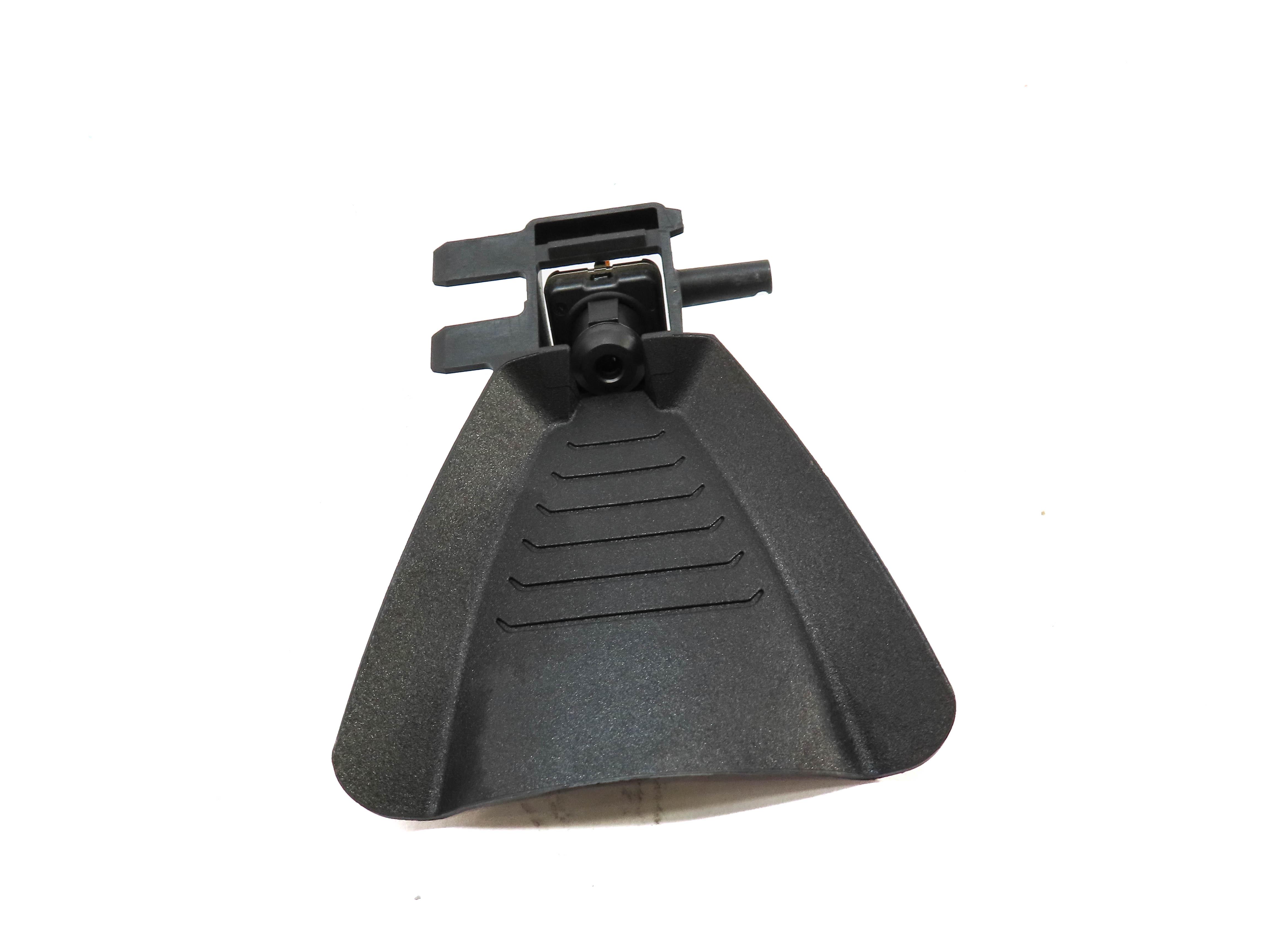 2013-2019 BMW 640i 650i M6 ///M (F06 F12 F13) LANE DEPARTURE WARNING CAMERA — exact item pictured