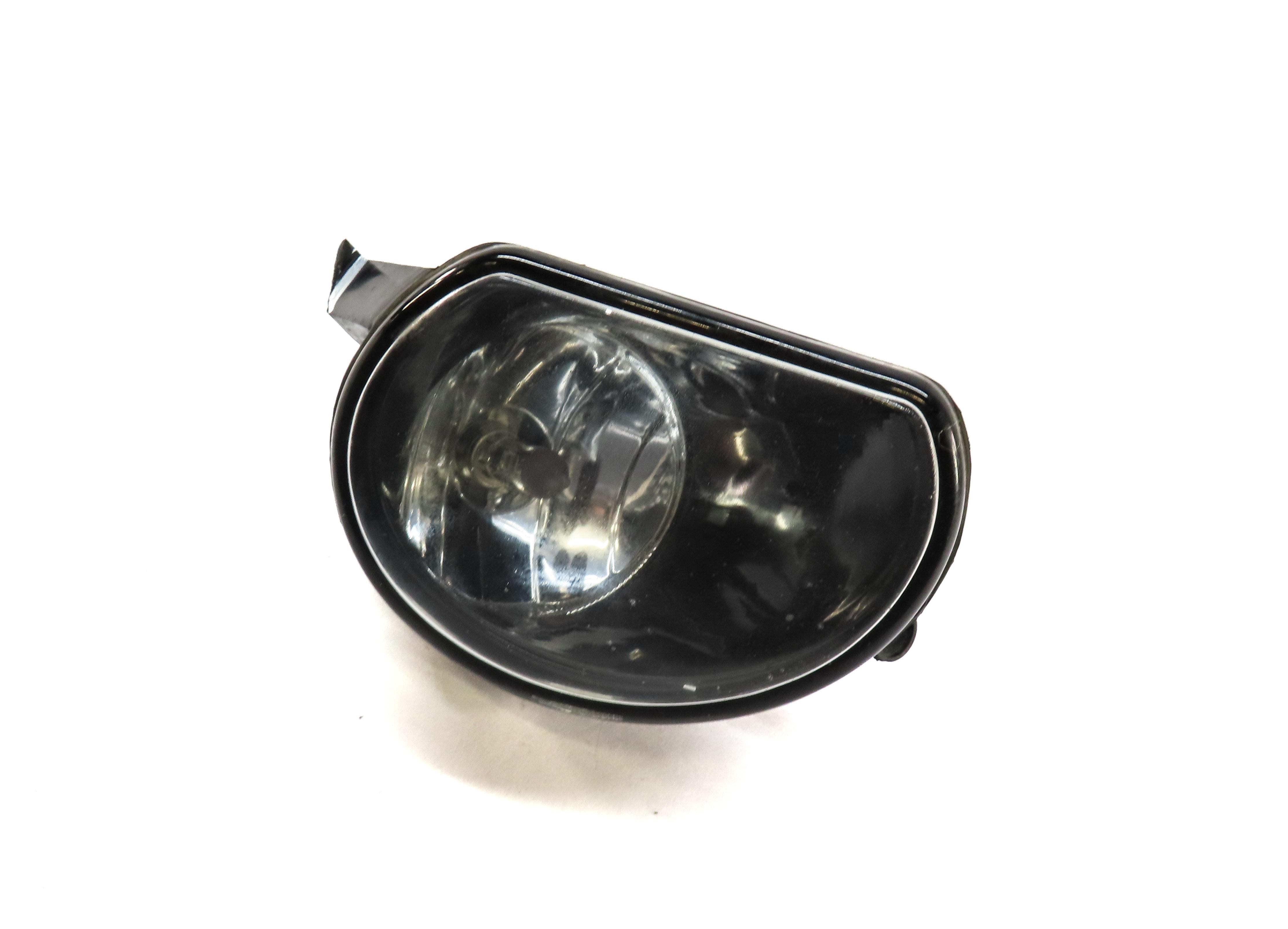 2010-2015 AUDI Q7 (4L) RIGHT FRONT PASSENGER FOGLIGHT FOG LIGHT LAMP — exact item pictured