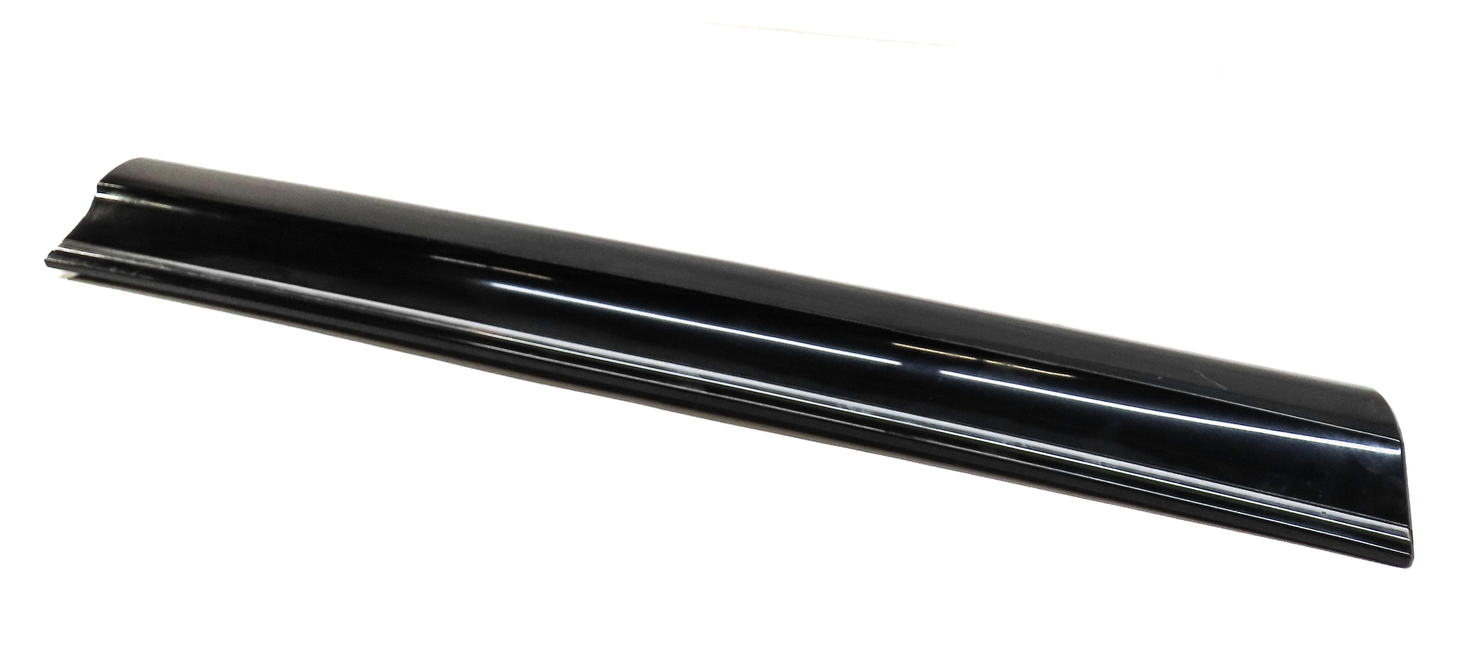 2013 AUDI Q7 (4L) FRONT LEFT DRIVER LOWER DOOR MOULDING TRIM (ORCA BLACK) — exact item pictured
