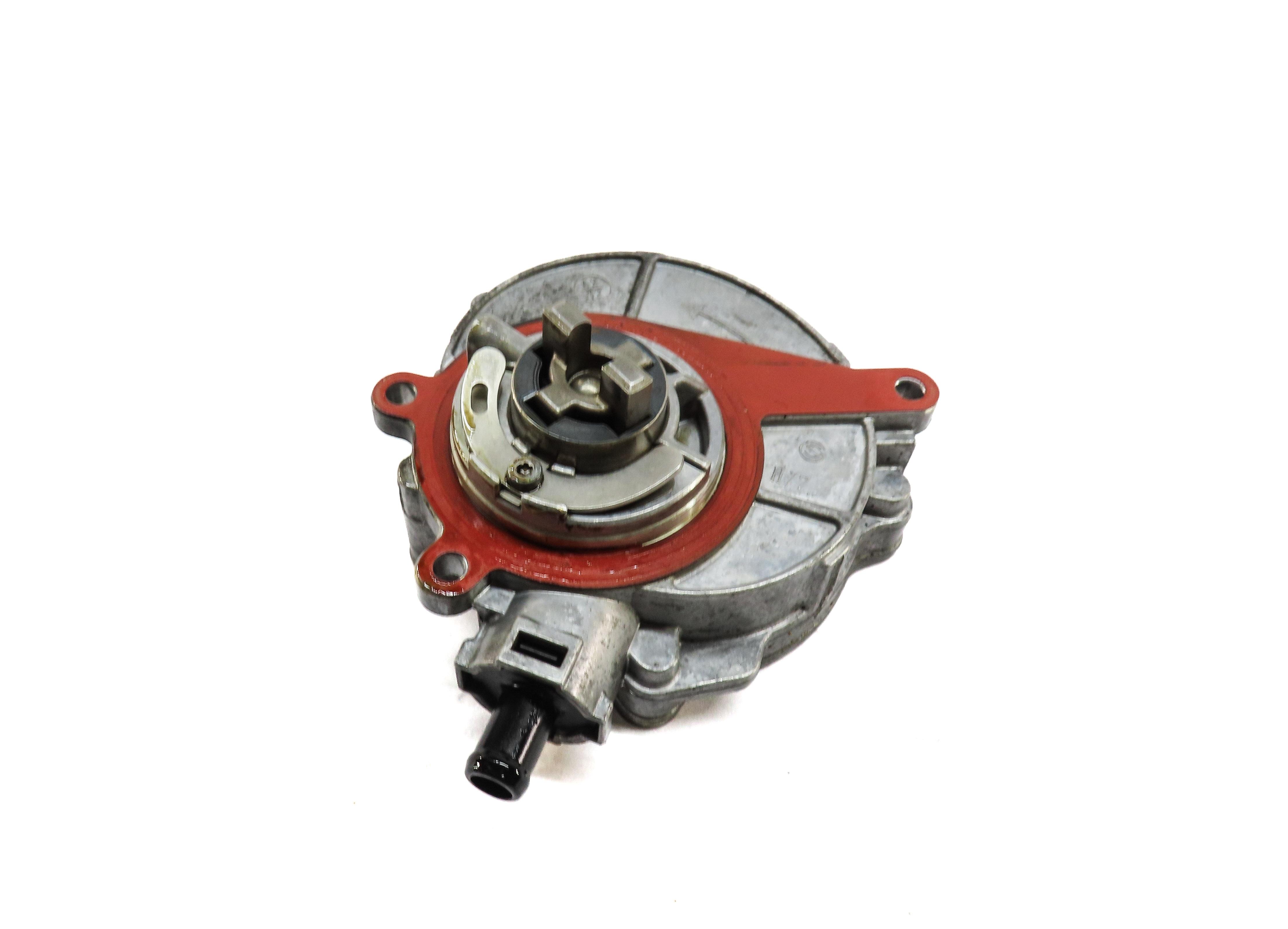 2013 AUDI Q7 (4L) 3.0L SUPER (CTWB) ENGINE BRAKE VACUUM PUMP 06E145100R — exact item pictured