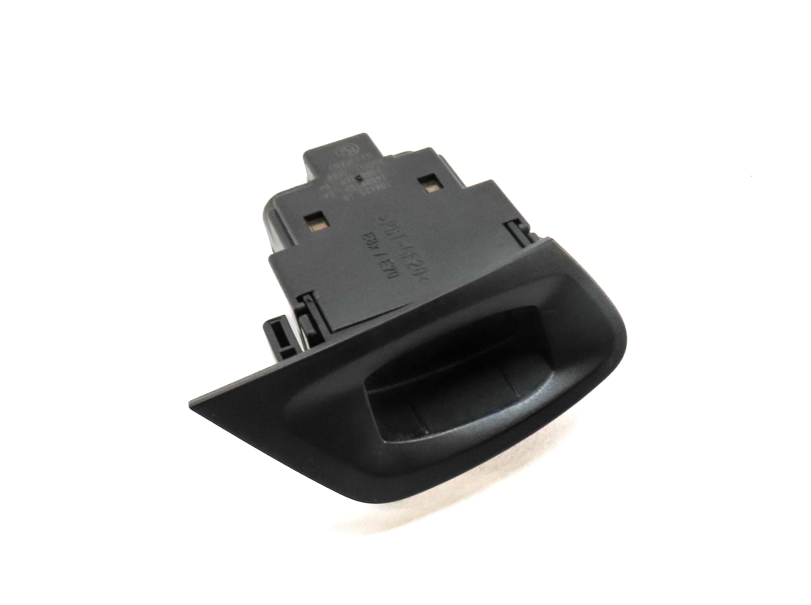 2012 BMW X5 (E70) FRONT LEFT IGNITION KEY FOB READER 108625 26009160 — exact item pictured