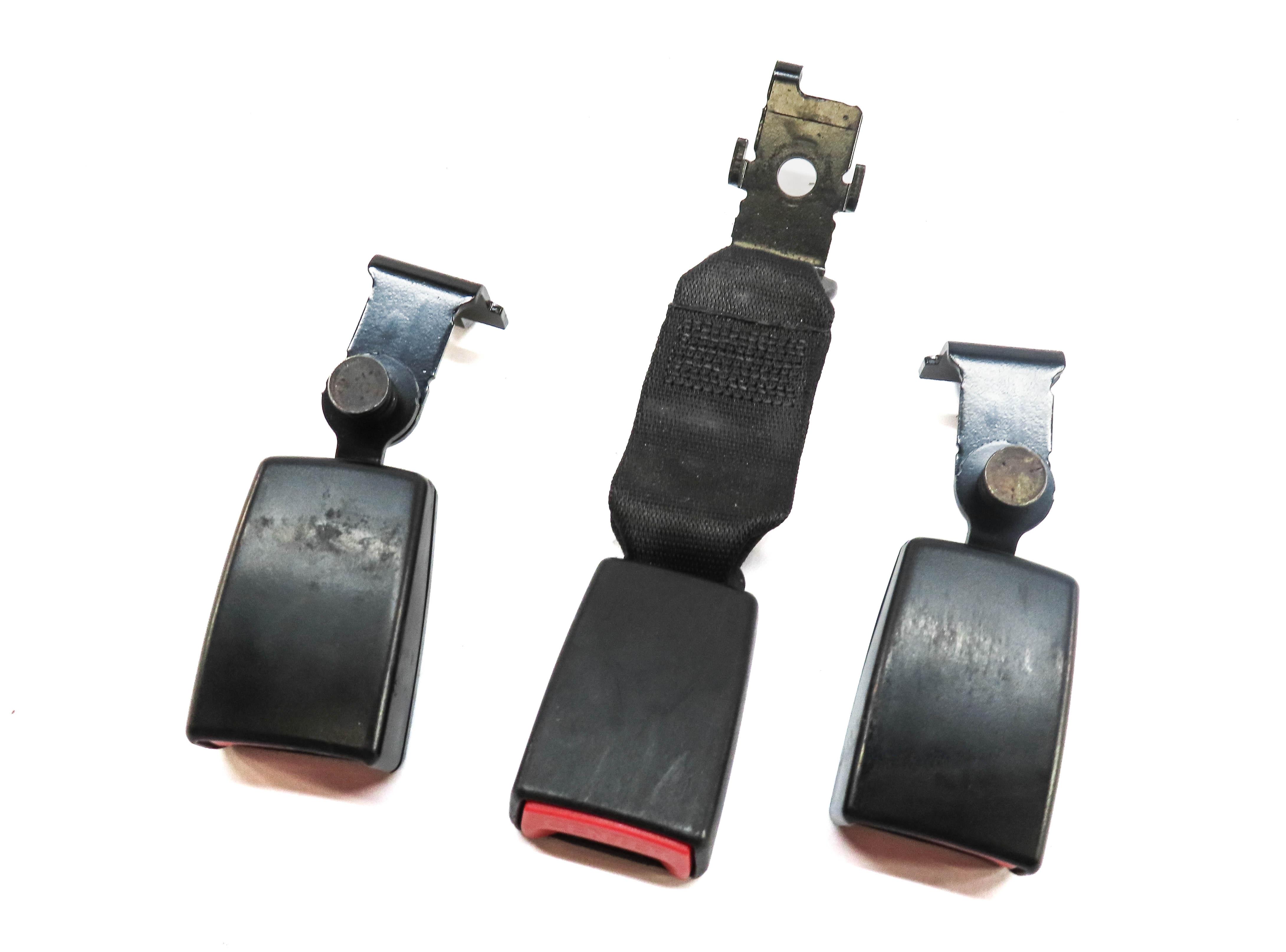 2010 BMW X5 (E70) REAR 2ND ROW LEFT RIGHT CENTER SEATBELT BUCKLE RECEIVER SET 3 — exact item pictured