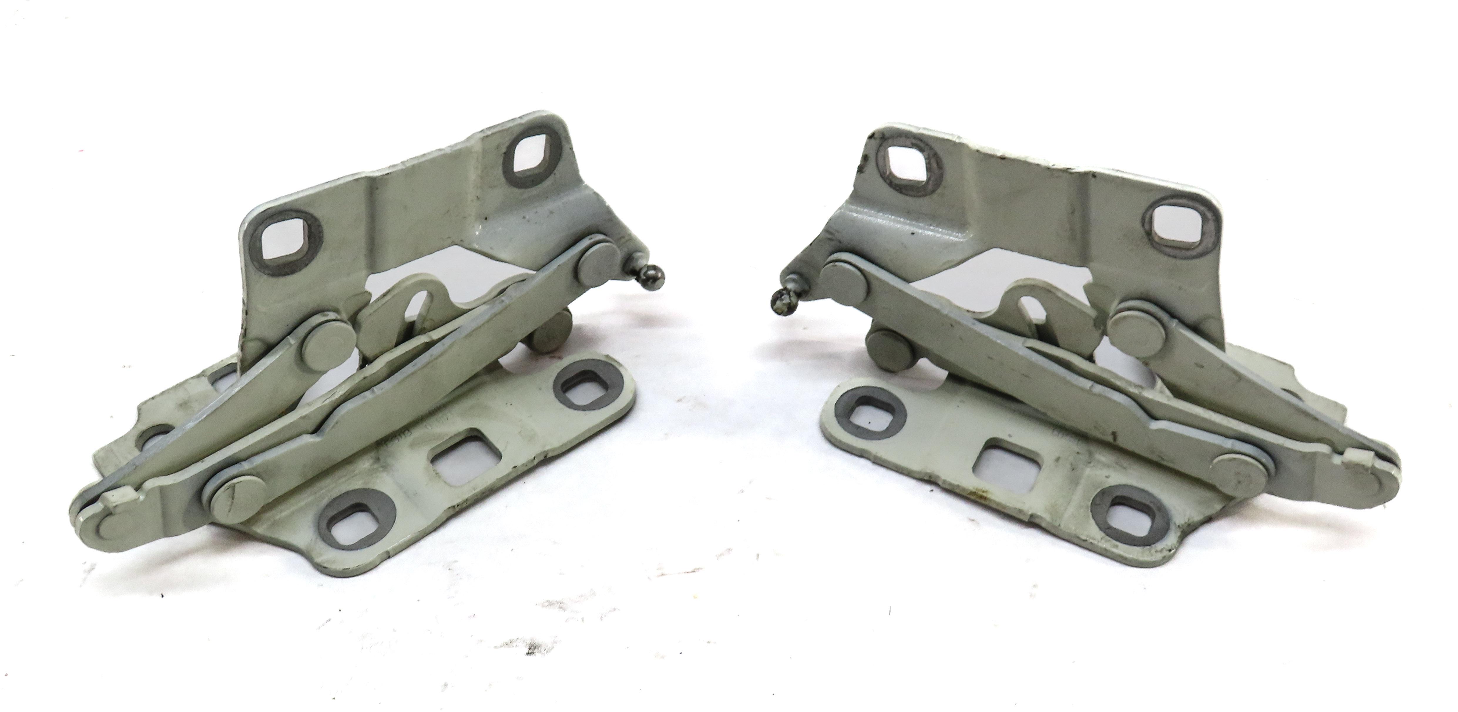 2012-2019 MERCEDES GL ML CLASS (W166 X166) FRONT HOOD HINGE SET (CALCITE WHITE) — exact item pictured