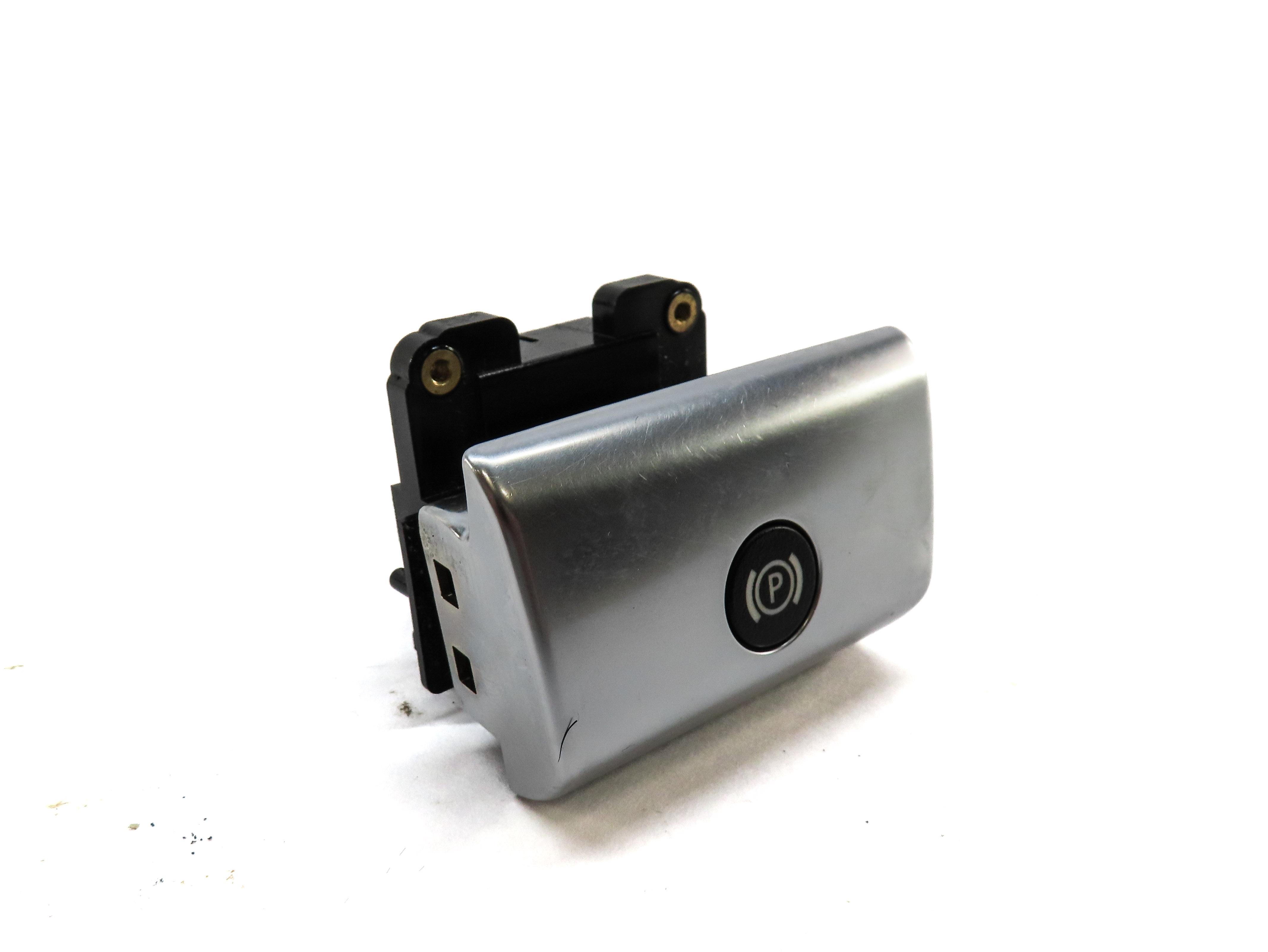 2009 RANGE ROVER (L322) EMERGENCY HILL PARKING E-BRAKE SWTICH BUTTON YUG500391 — exact item pictured