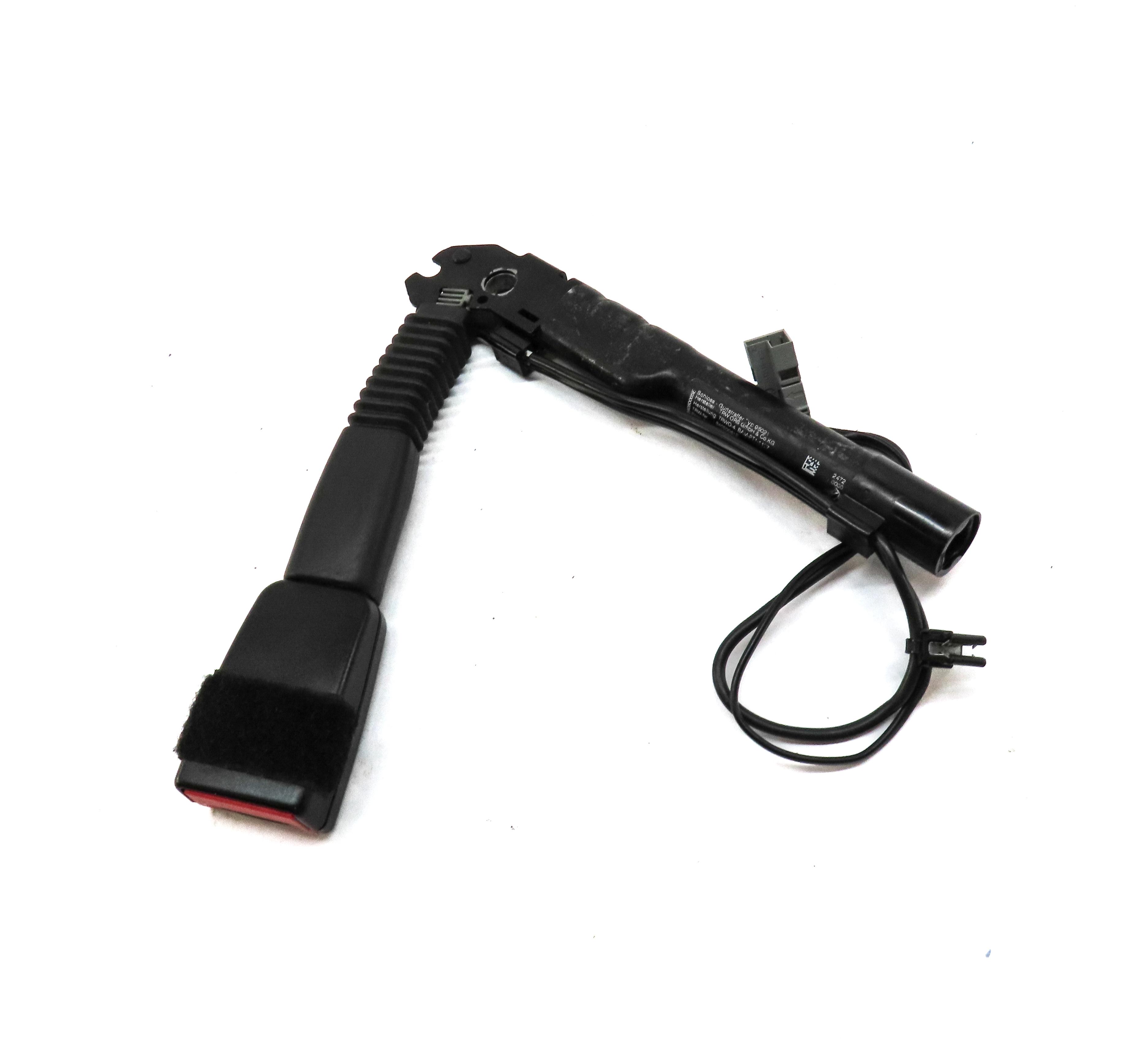 08-16 BMW 135i 328i 335i M3 Z4 (E84 E87 E89 E90) RIGHT FRONT SEATBELT RECEIVER — exact item pictured