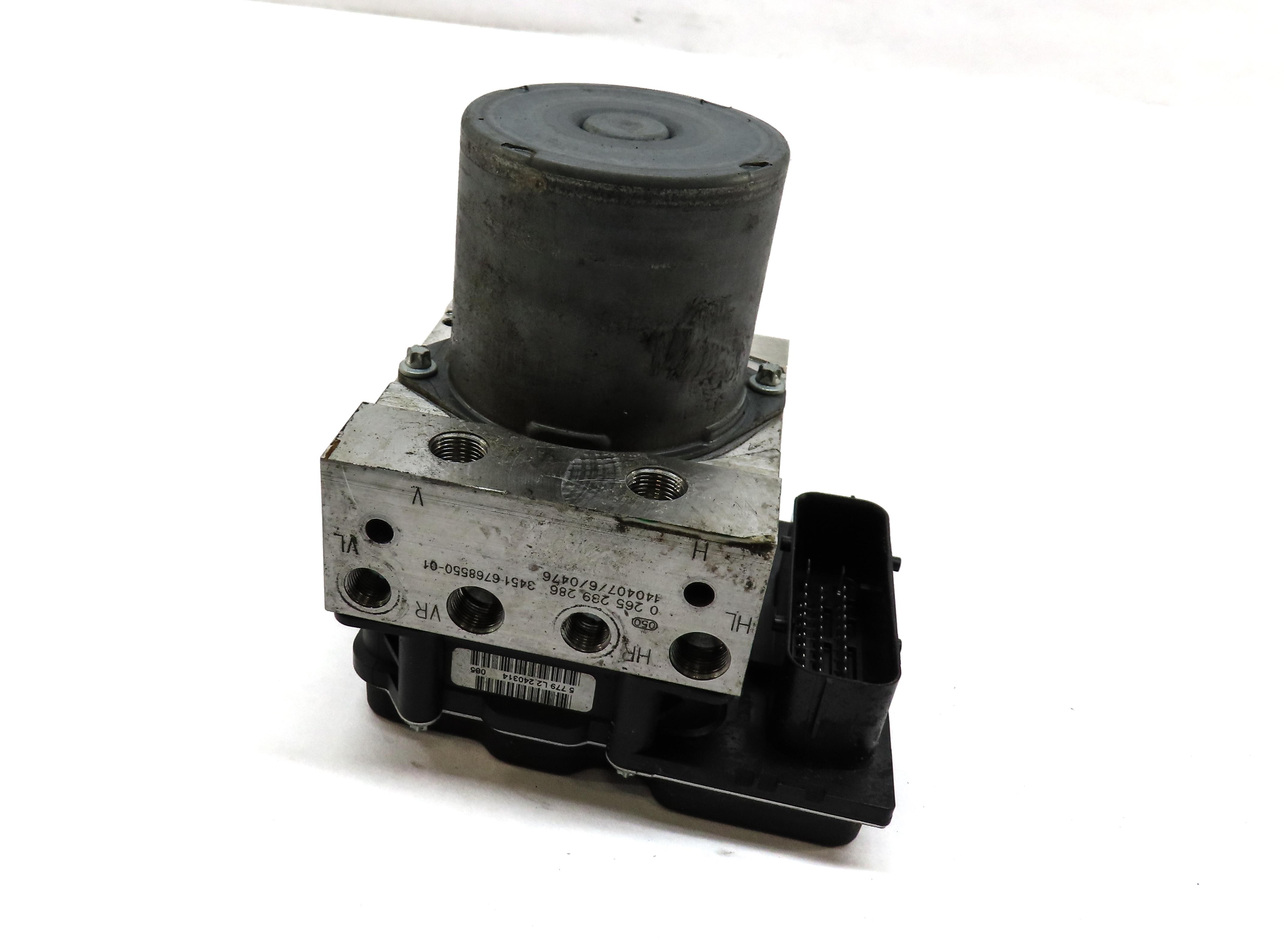 2013-2015 BMW X1 (E84) 2.0L RWD - ABS ANTI LOCK BRAKE PUMP w/ MODULE — exact item pictured