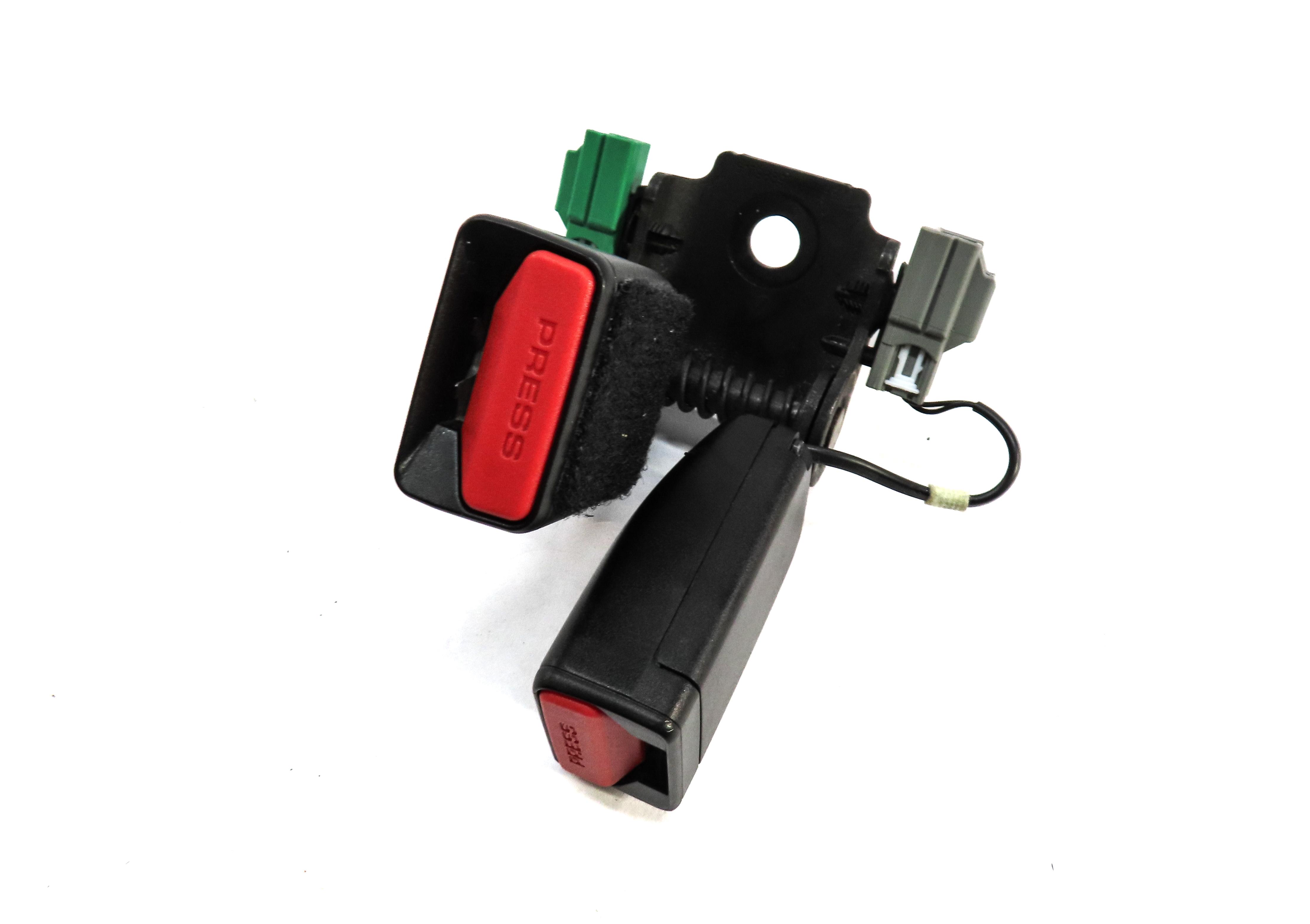 2015 RANGE ROVER EVOQUE (L538) REAR CENTER & RIGHT DUAL SEATBELT BUCKLE RECEIVER — exact item pictured